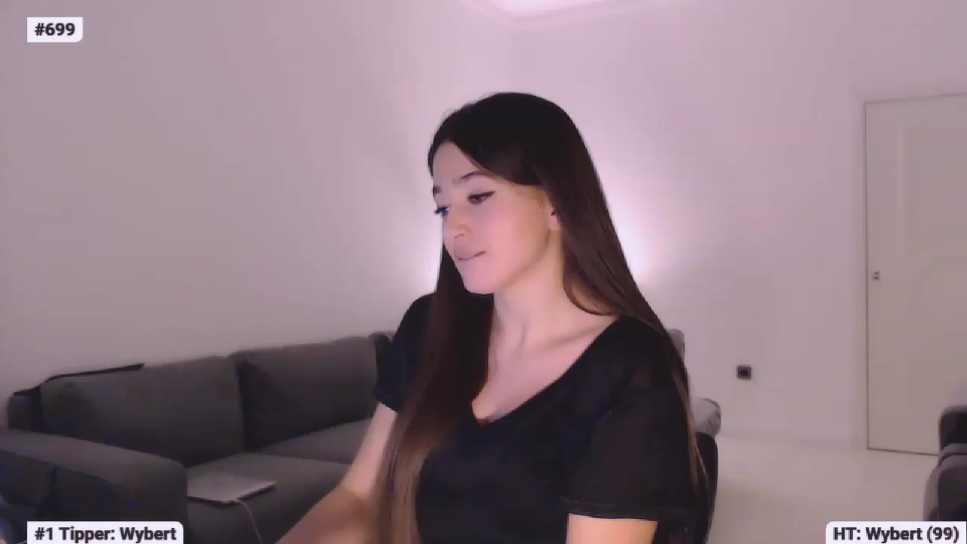 Gallery image thumbnail from Lucky_V's myfreecams stream on, 02/05/2023, 21:43 image 15 of 20