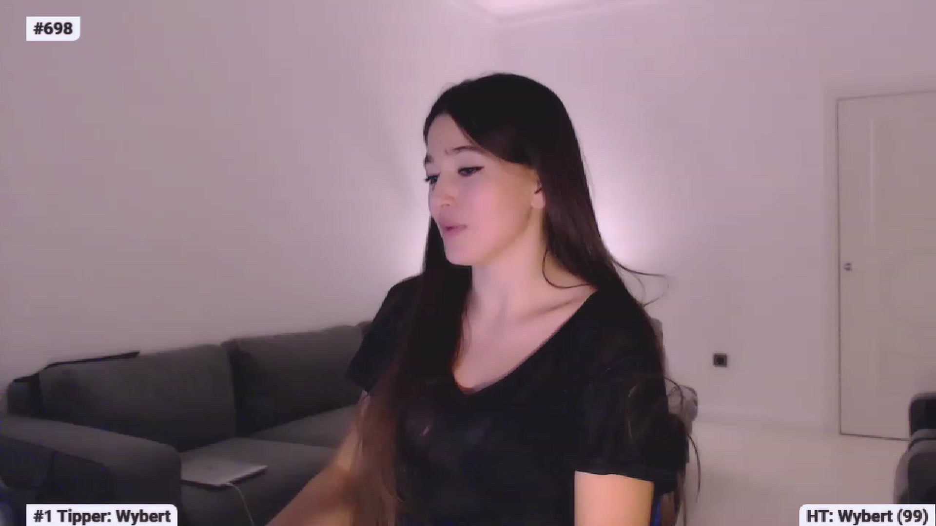 Gallery image thumbnail from Lucky_V's myfreecams stream on, 02/05/2023, 21:43 image 11 of 20