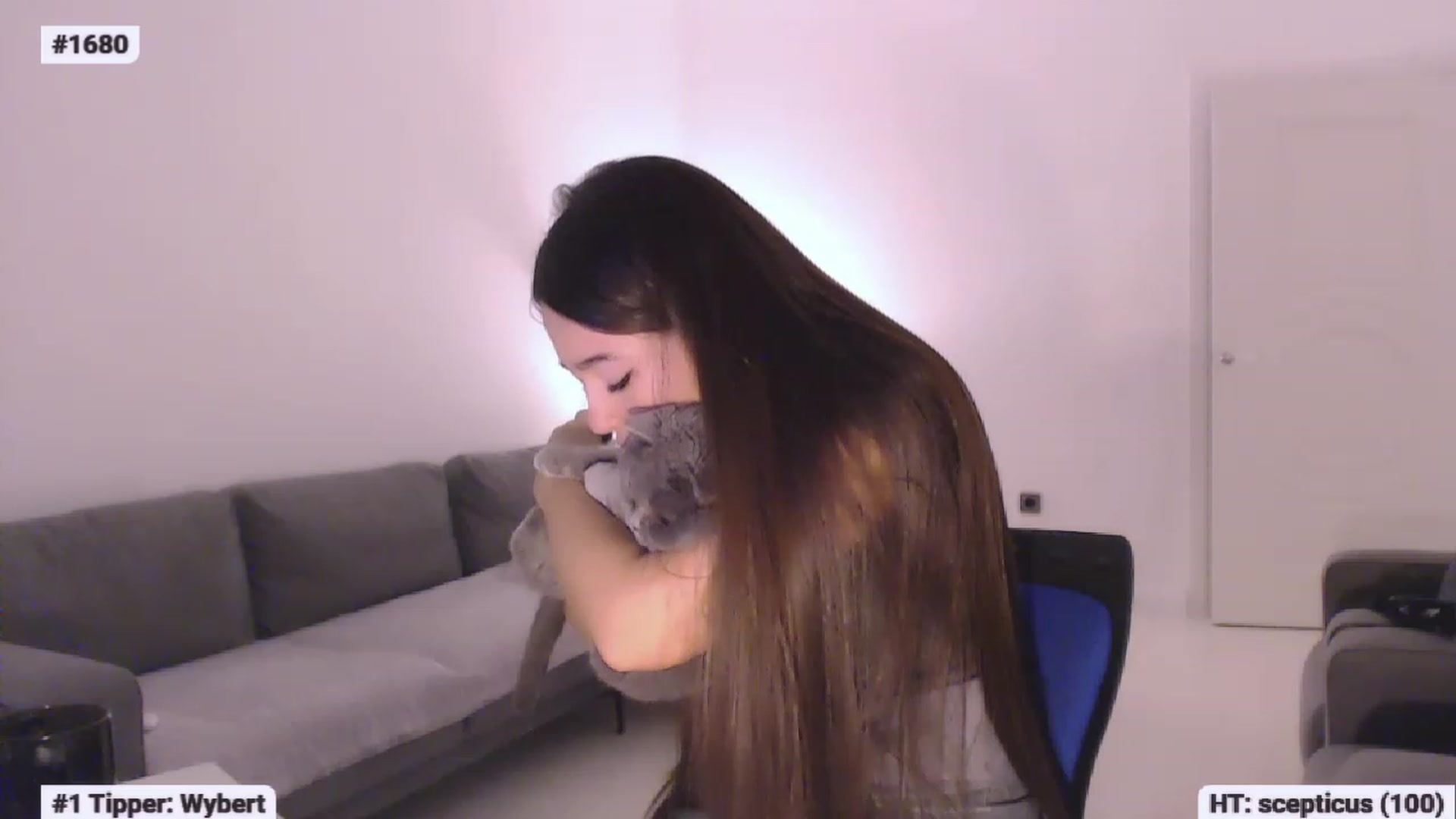 Gallery image thumbnail from Lucky_V's myfreecams stream on, 02/13/2023, 24:58 image 15 of 20