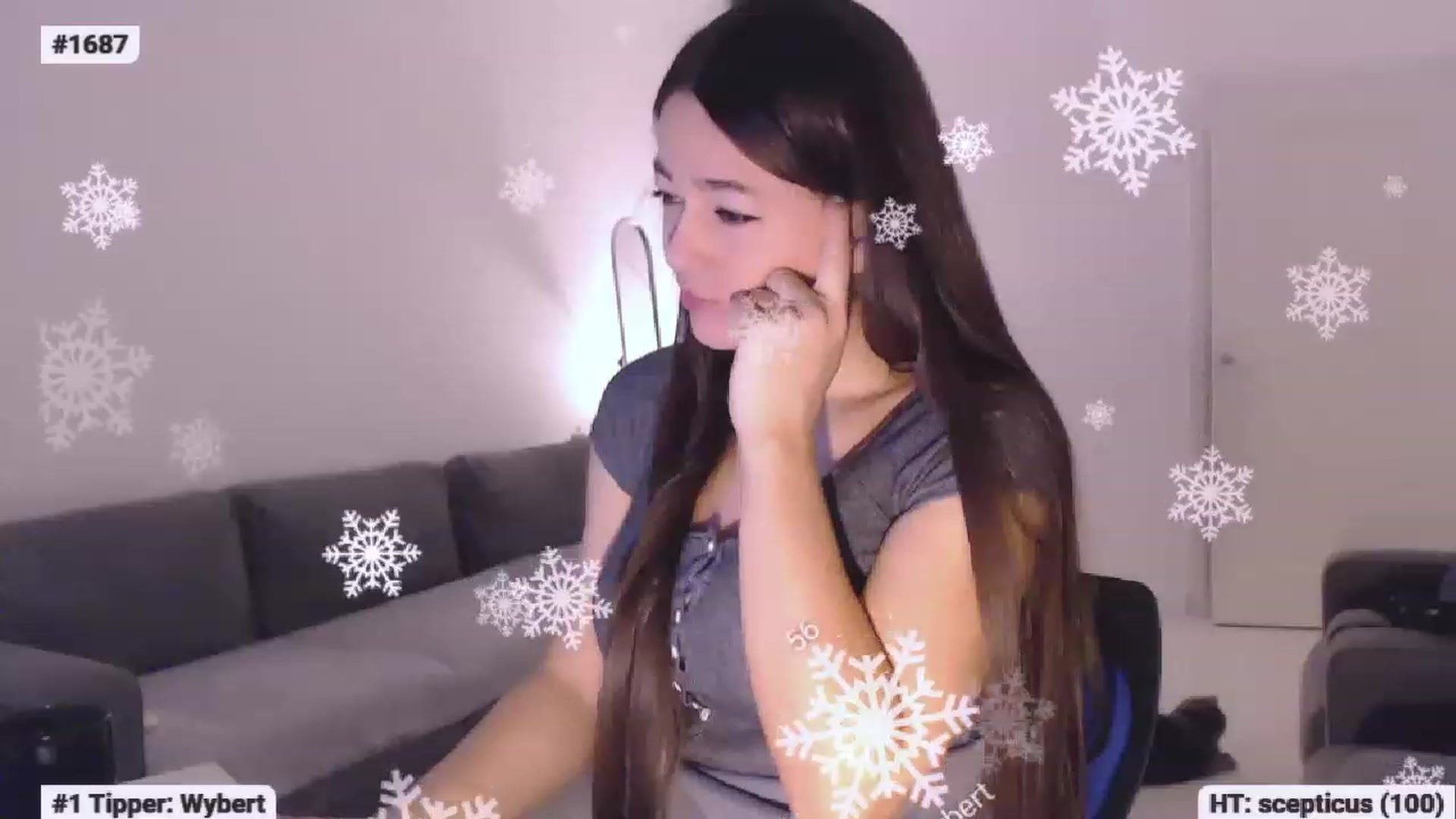 Gallery image thumbnail from Lucky_V's myfreecams stream on, 02/13/2023, 24:58 image 12 of 20