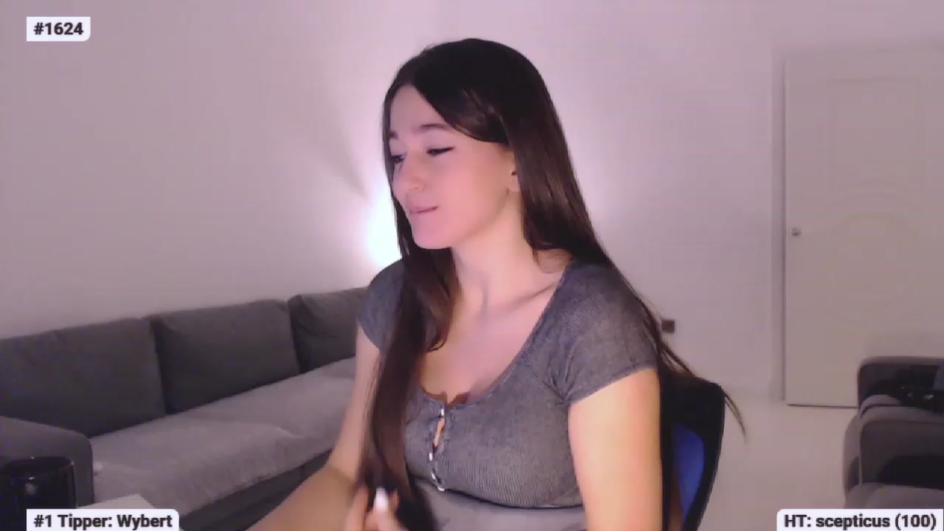 Gallery image thumbnail from Lucky_V's myfreecams stream on, 02/13/2023, 01:51 image 14 of 20