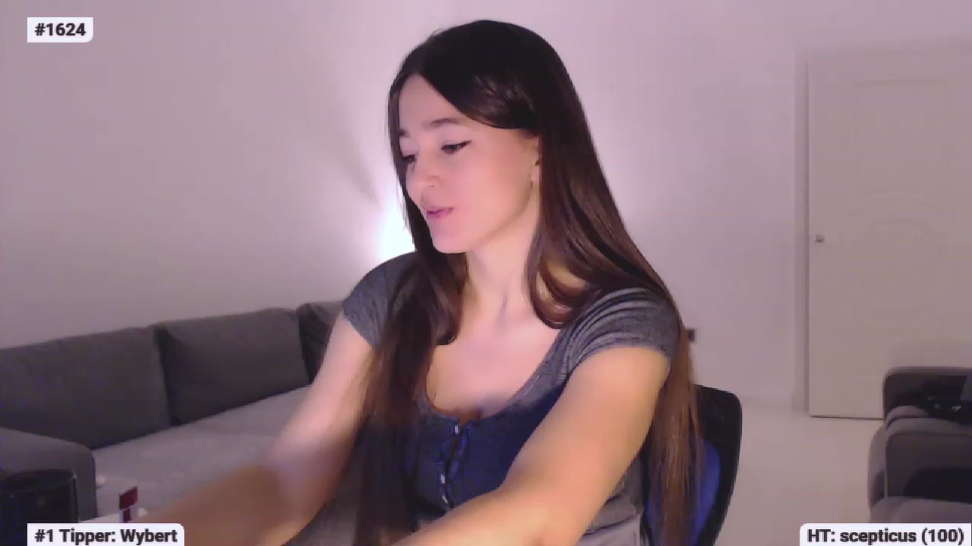 Gallery image thumbnail from Lucky_V's myfreecams stream on, 02/13/2023, 01:51 image 7 of 20