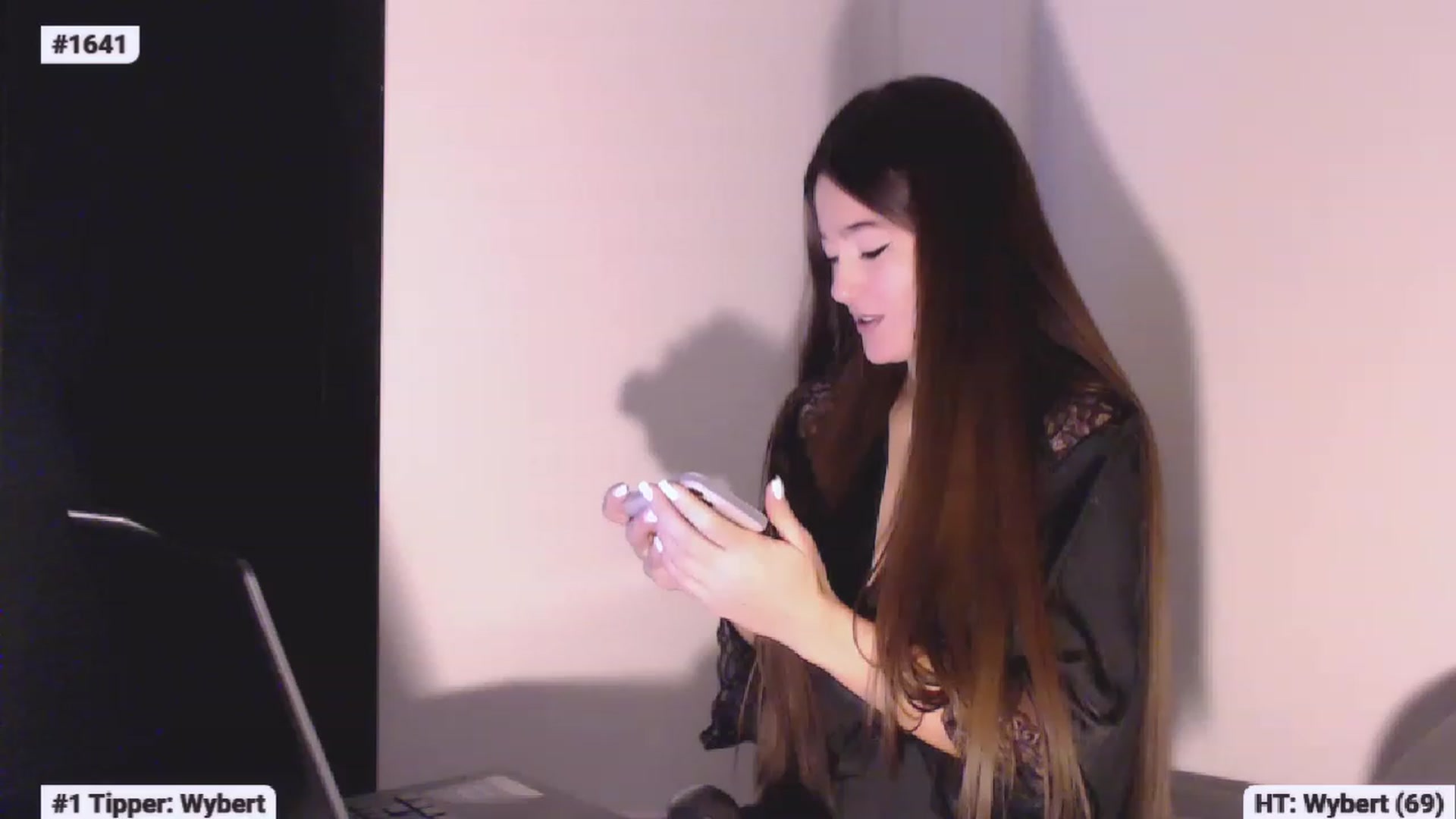 Gallery image thumbnail from Lucky_V's myfreecams stream on, 02/13/2023, 22:56 image 9 of 20
