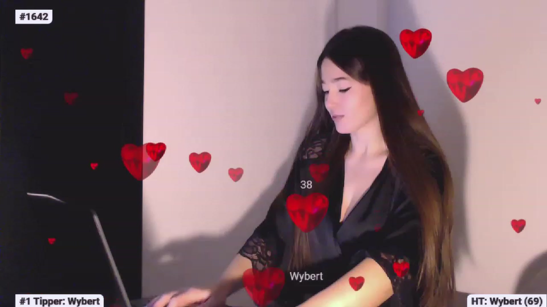 Gallery image thumbnail from Lucky_V's myfreecams stream on, 02/13/2023, 22:56 image 10 of 20