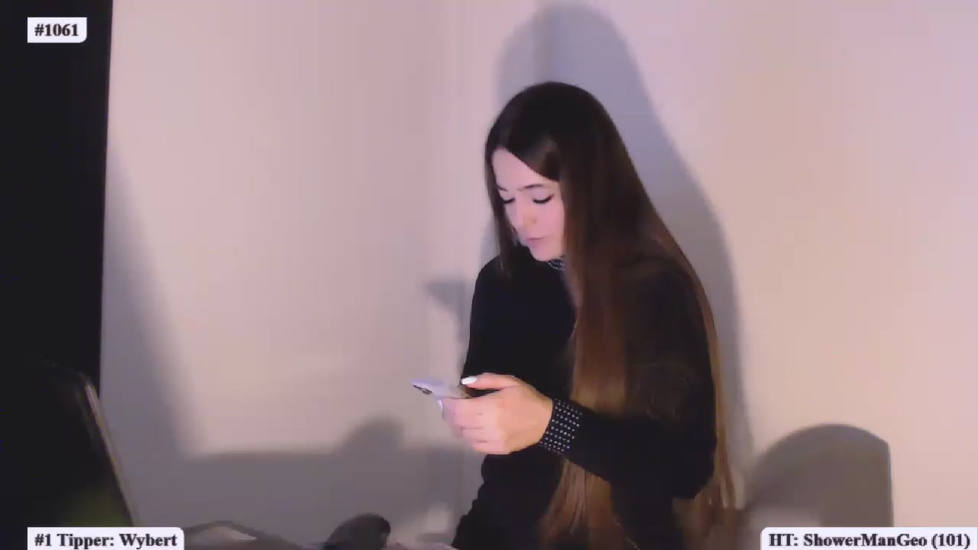 Gallery image thumbnail from Lucky_V's myfreecams stream on, 02/14/2023, 20:26 image 16 of 20