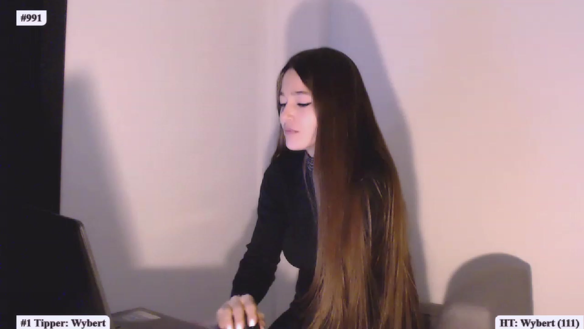 Gallery image thumbnail from Lucky_V's myfreecams stream on, 02/14/2023, 22:00 image 14 of 20