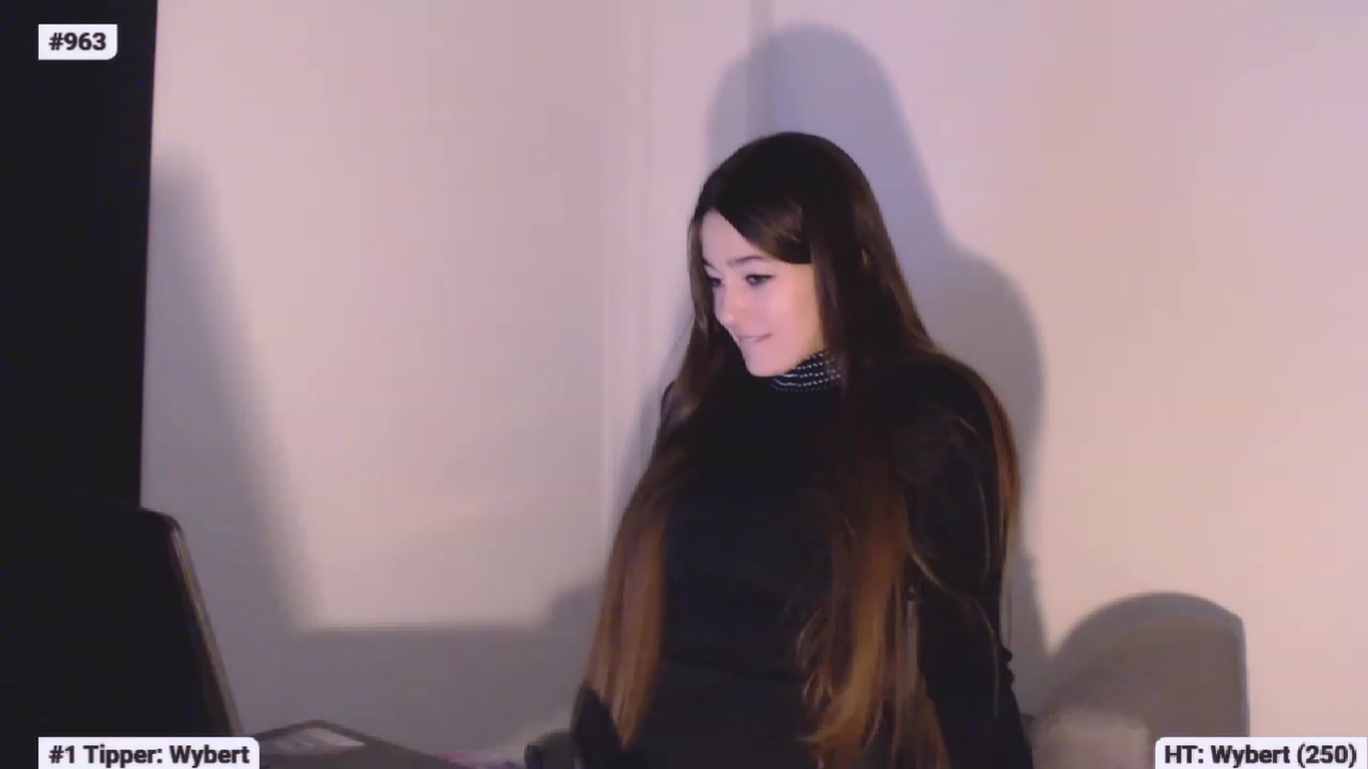 Gallery image thumbnail from Lucky_V's myfreecams stream on, 02/14/2023, 22:50 image 3 of 20