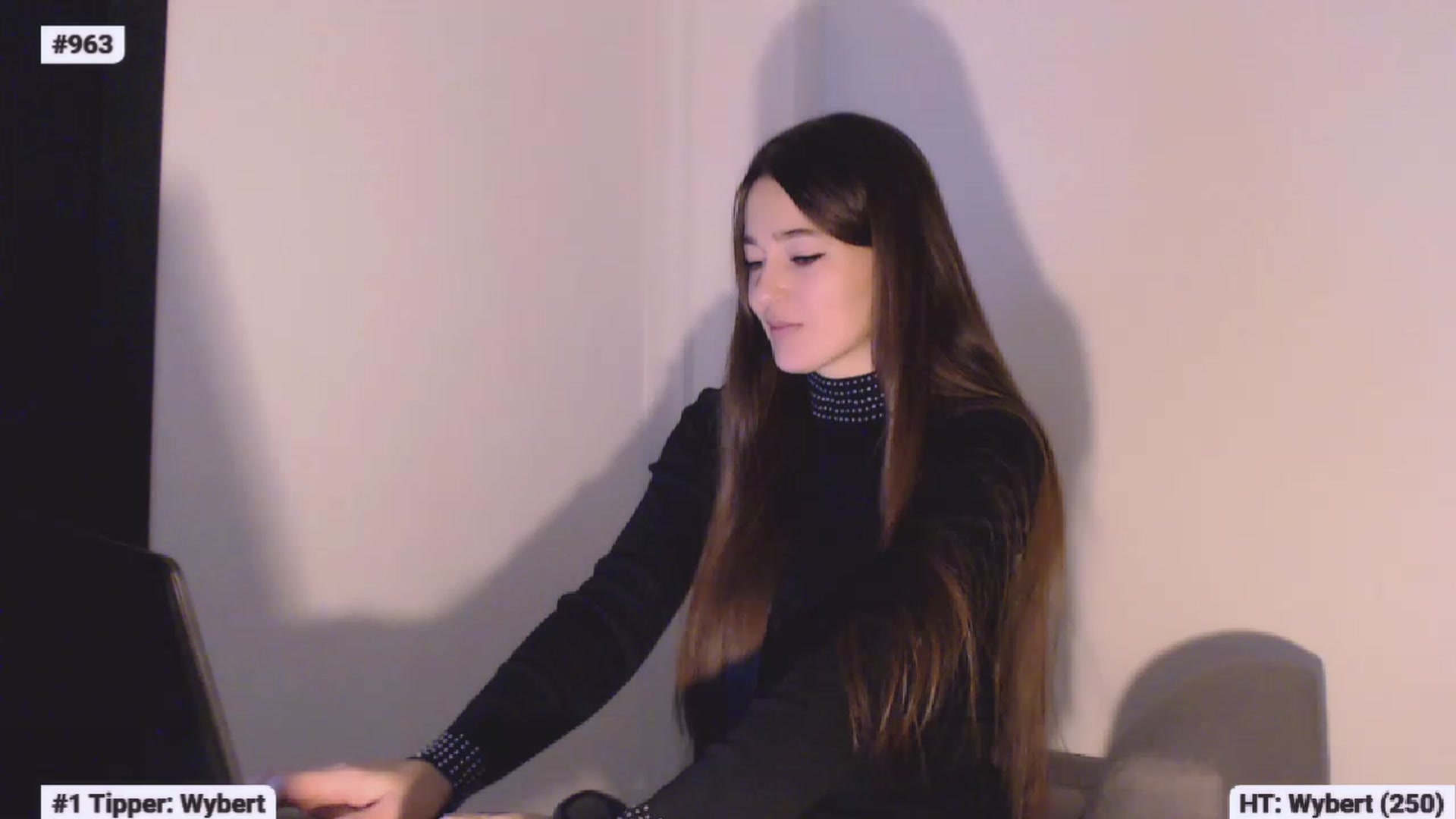 Gallery image thumbnail from Lucky_V's myfreecams stream on, 02/14/2023, 22:50 image 4 of 20