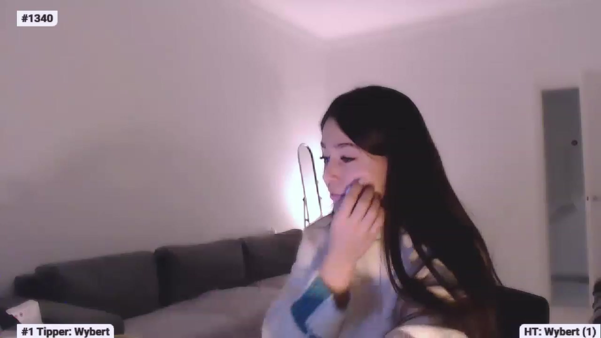 Gallery image thumbnail from Lucky_V's myfreecams stream on, 02/19/2023, 19:19 image 19 of 20