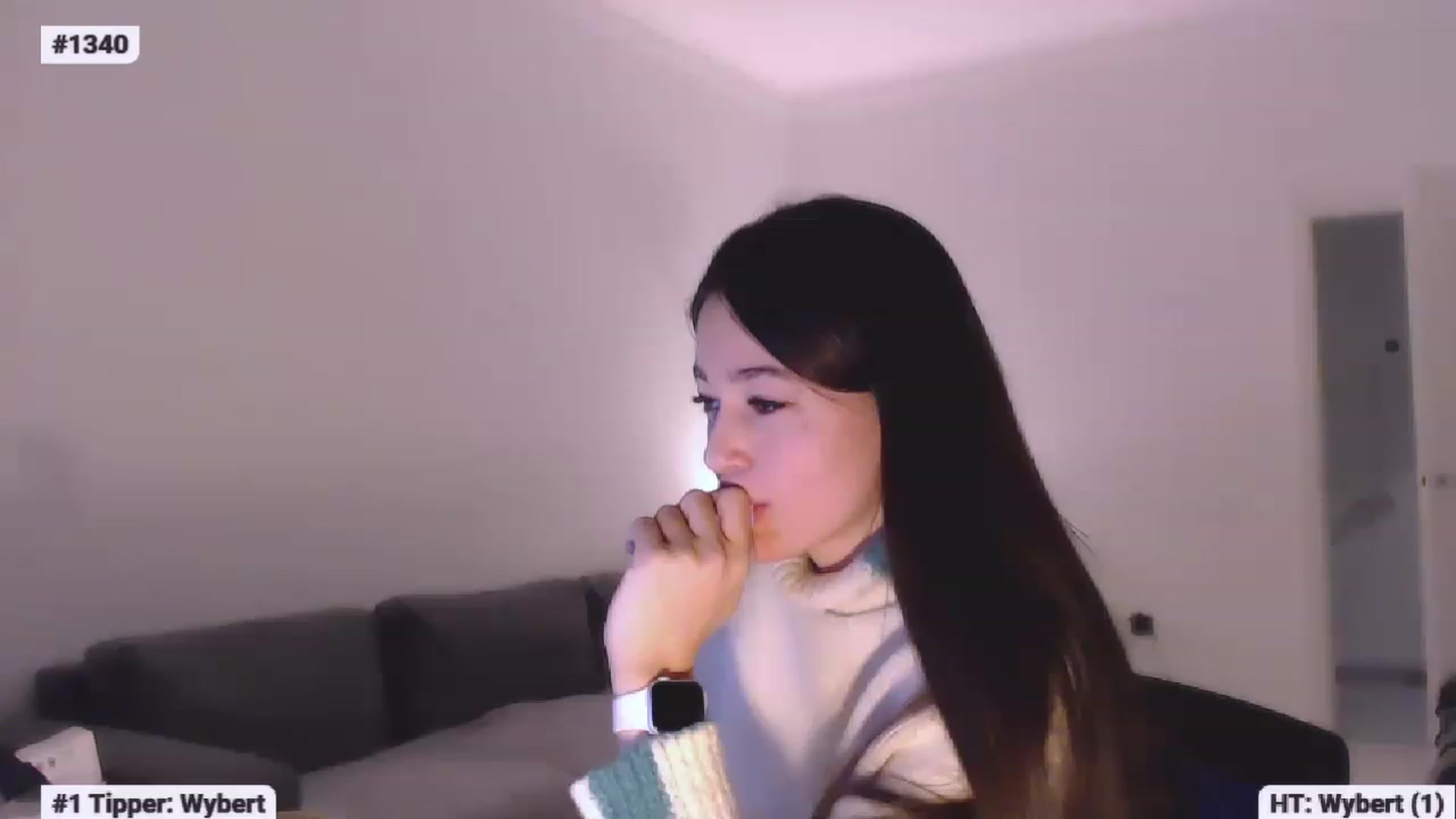 Gallery image thumbnail from Lucky_V's myfreecams stream on, 02/19/2023, 19:19 image 13 of 20