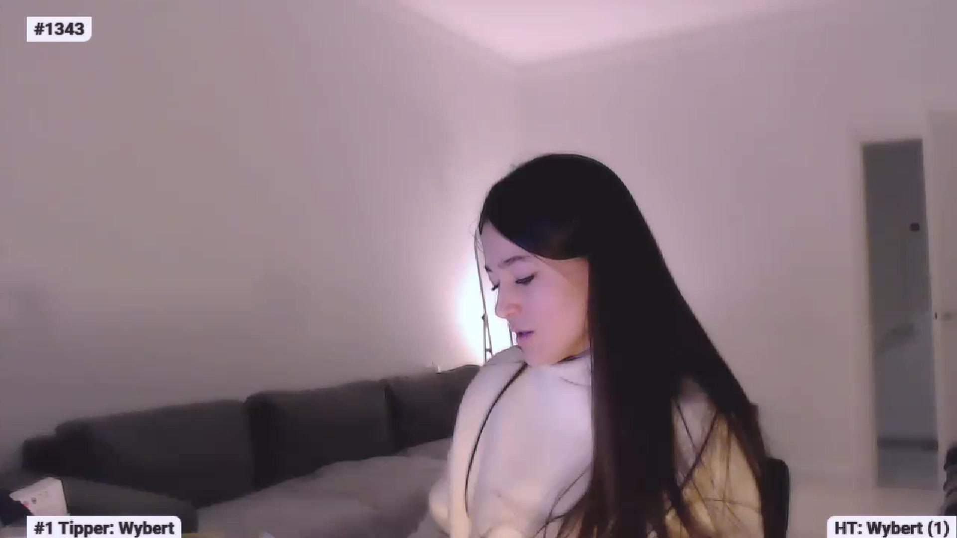 Gallery image thumbnail from Lucky_V's myfreecams stream on, 02/19/2023, 19:41 image 20 of 20