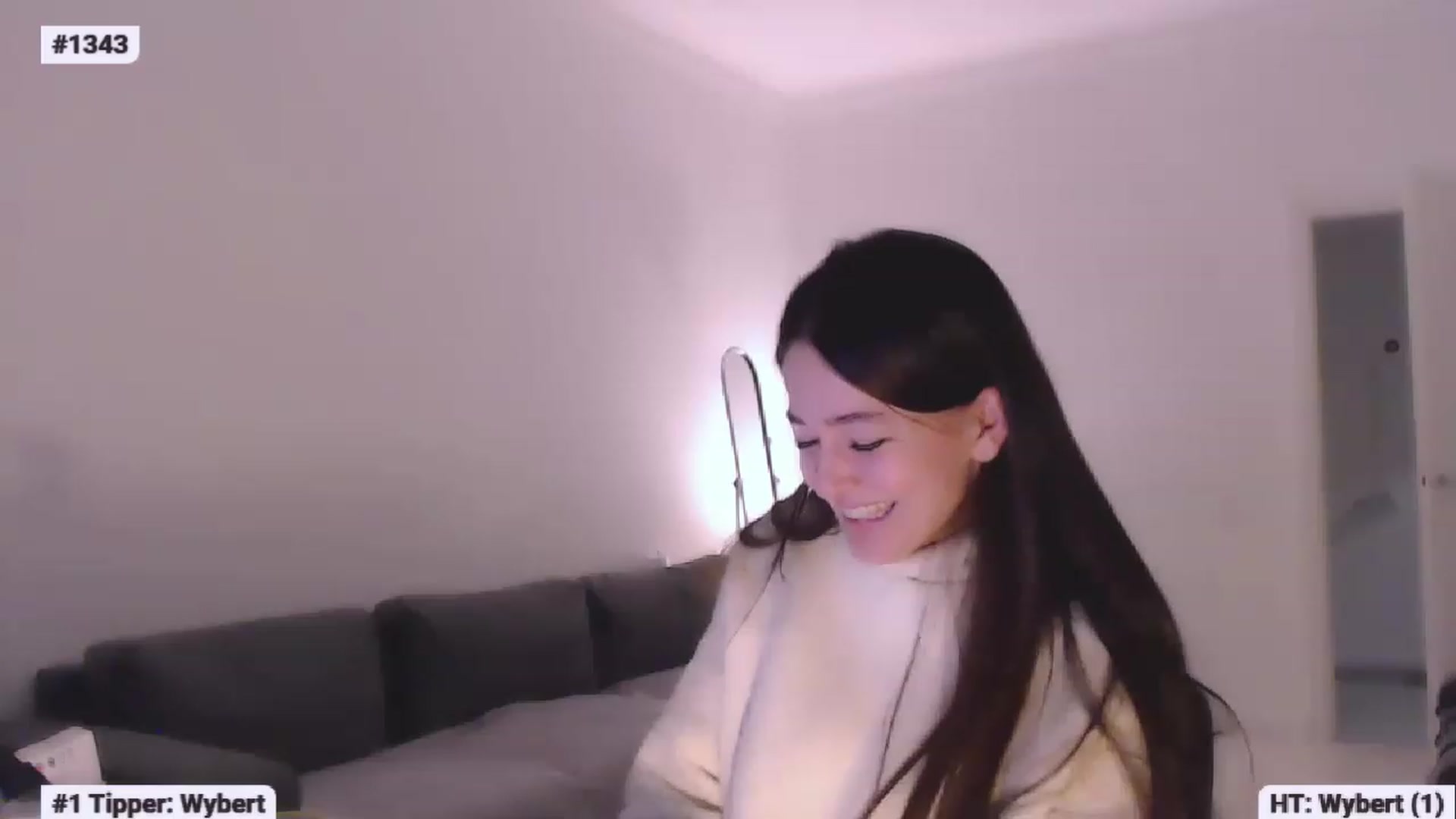 Gallery image thumbnail from Lucky_V's myfreecams stream on, 02/19/2023, 19:41 image 3 of 20