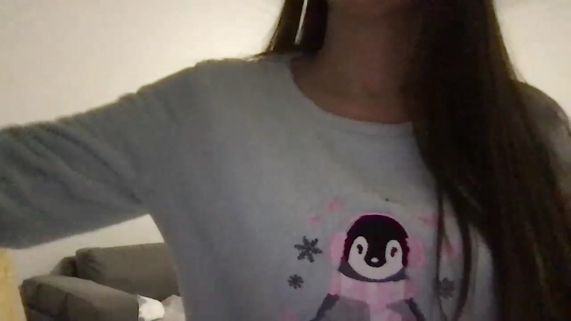Gallery image thumbnail from Lucky_V's myfreecams stream on, 03/04/2023, 21:57 image 20 of 20