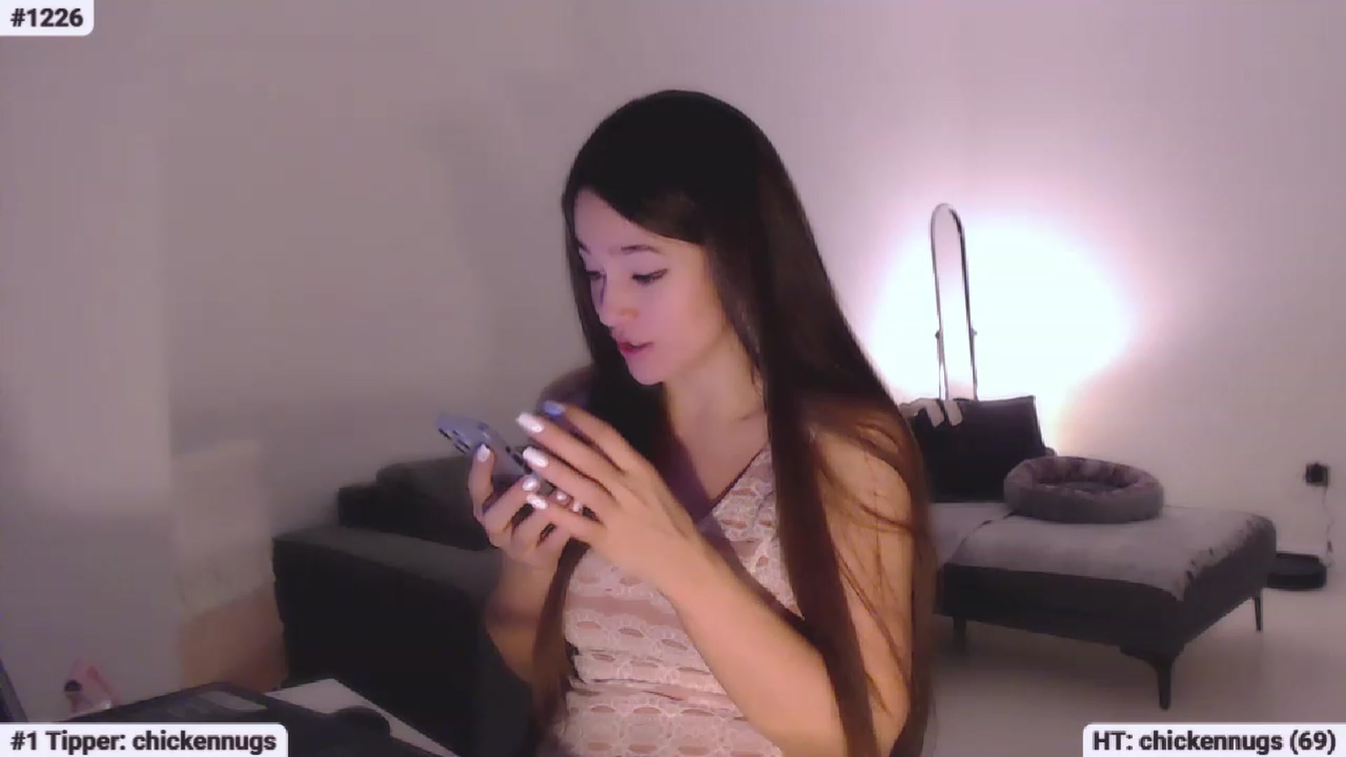 Gallery image thumbnail from Lucky_V's myfreecams stream on, 04/19/2023, 22:36 image 3 of 20