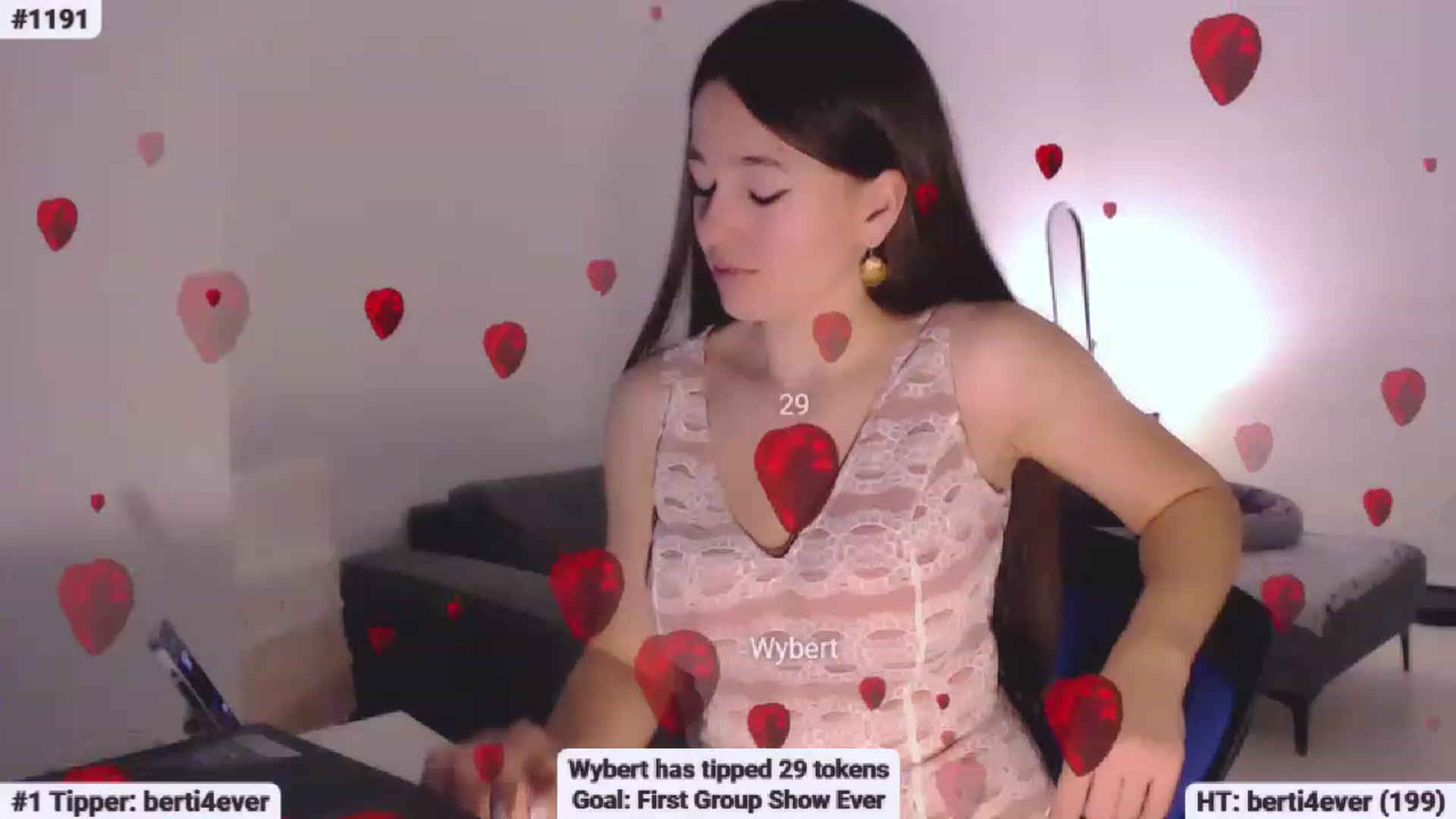 Gallery image thumbnail from Lucky_V's myfreecams stream on, 04/19/2023, 23:34 image 16 of 20