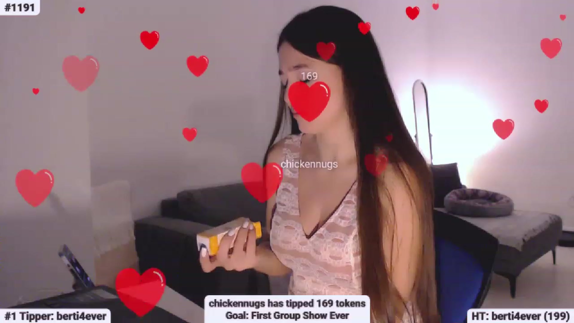 Gallery image thumbnail from Lucky_V's myfreecams stream on, 04/19/2023, 23:34 image 17 of 20