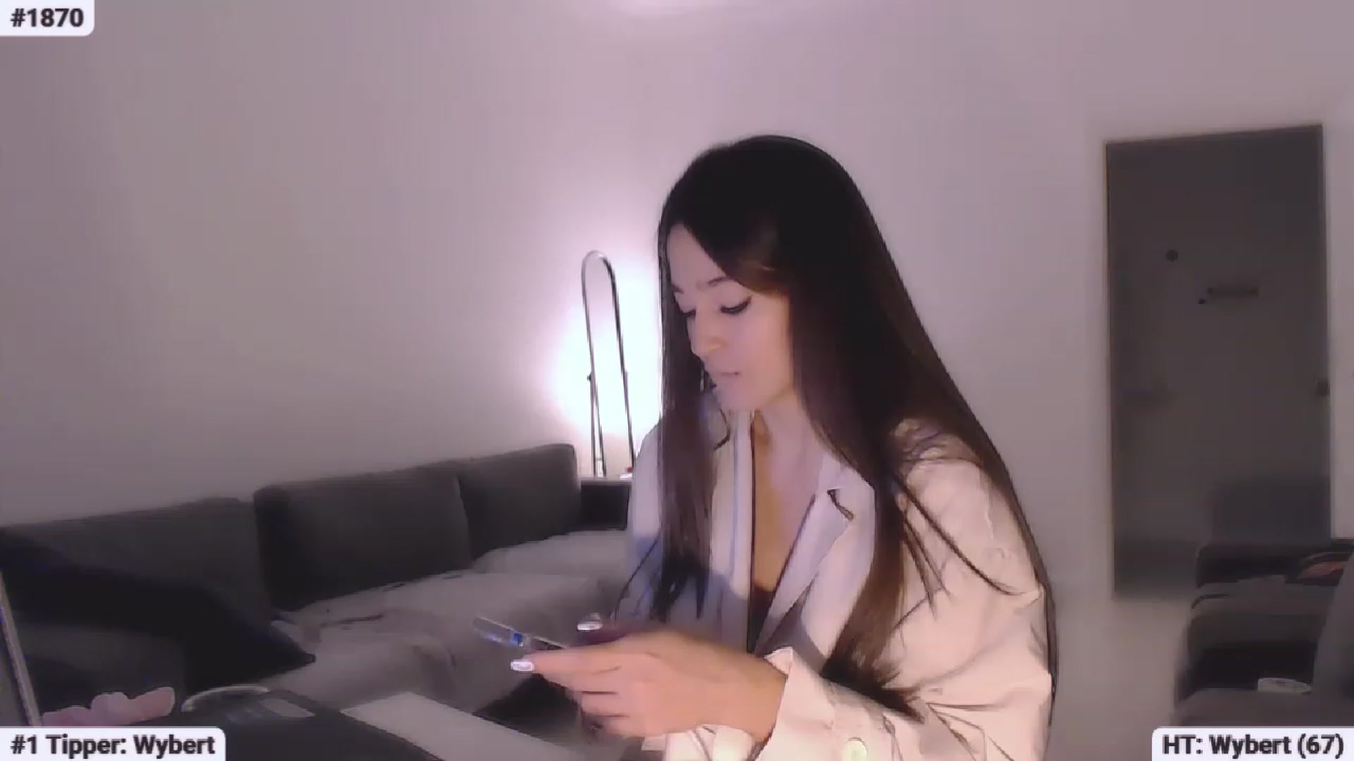 Gallery image thumbnail from Lucky_V's myfreecams stream on, 04/30/2023, 16:47 image 2 of 20