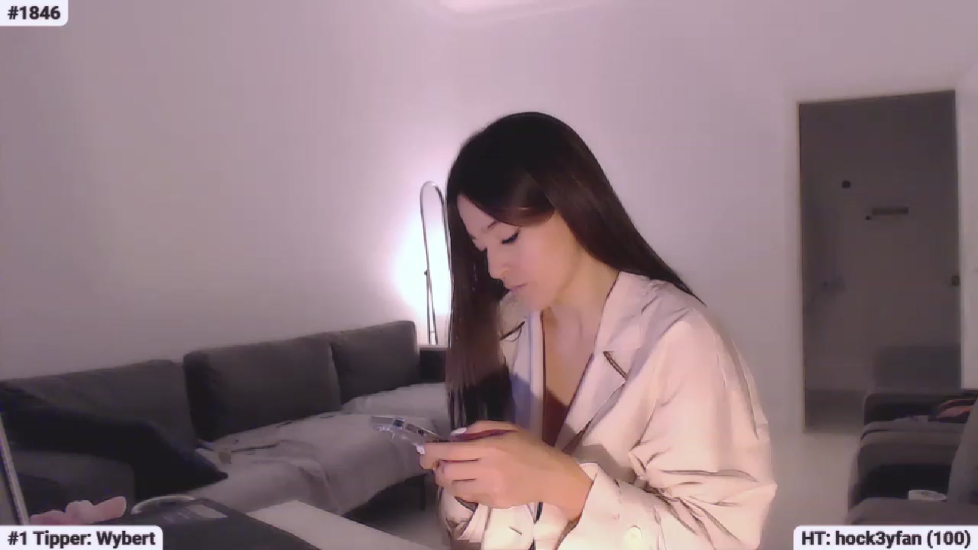 Gallery image thumbnail from Lucky_V's myfreecams stream on, 04/30/2023, 16:47 image 7 of 20