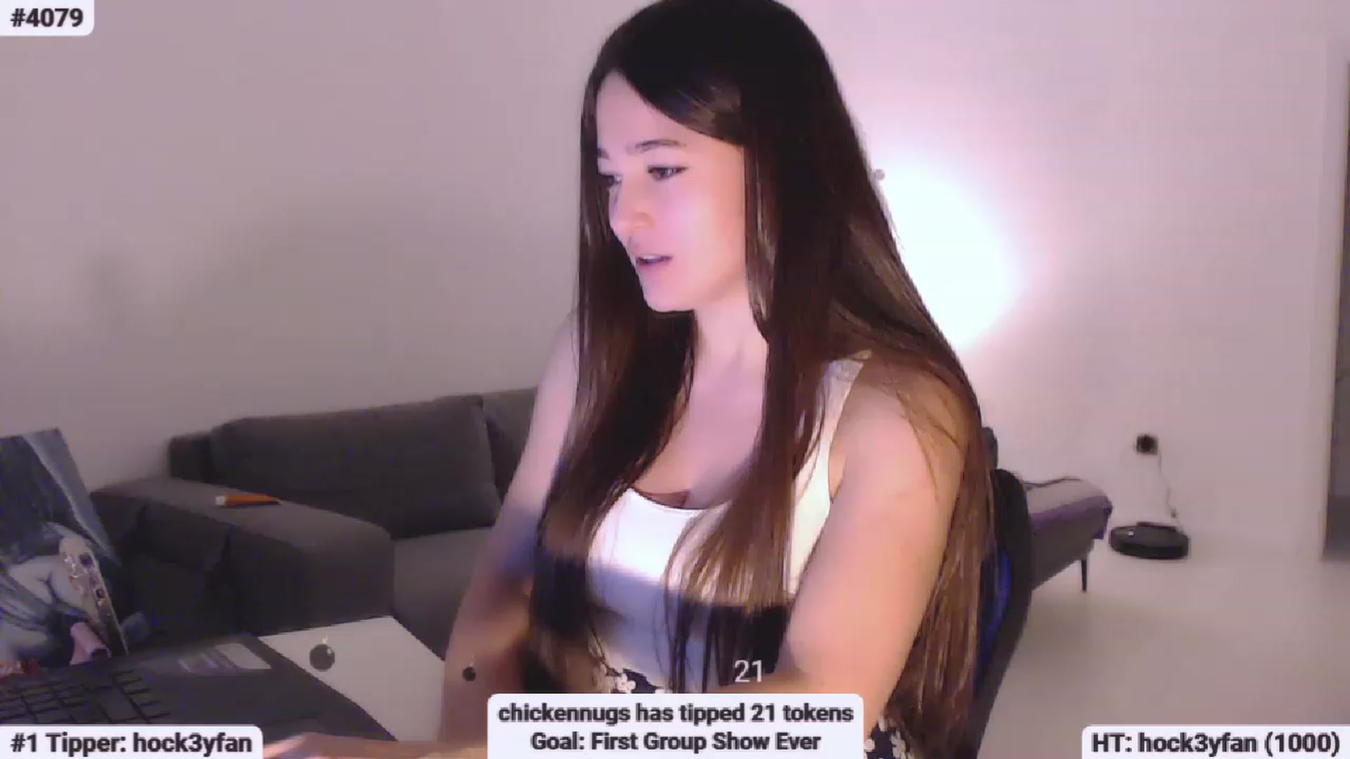 Gallery image thumbnail from Lucky_V's myfreecams stream on, 05/21/2023, 18:50 image 1 of 20