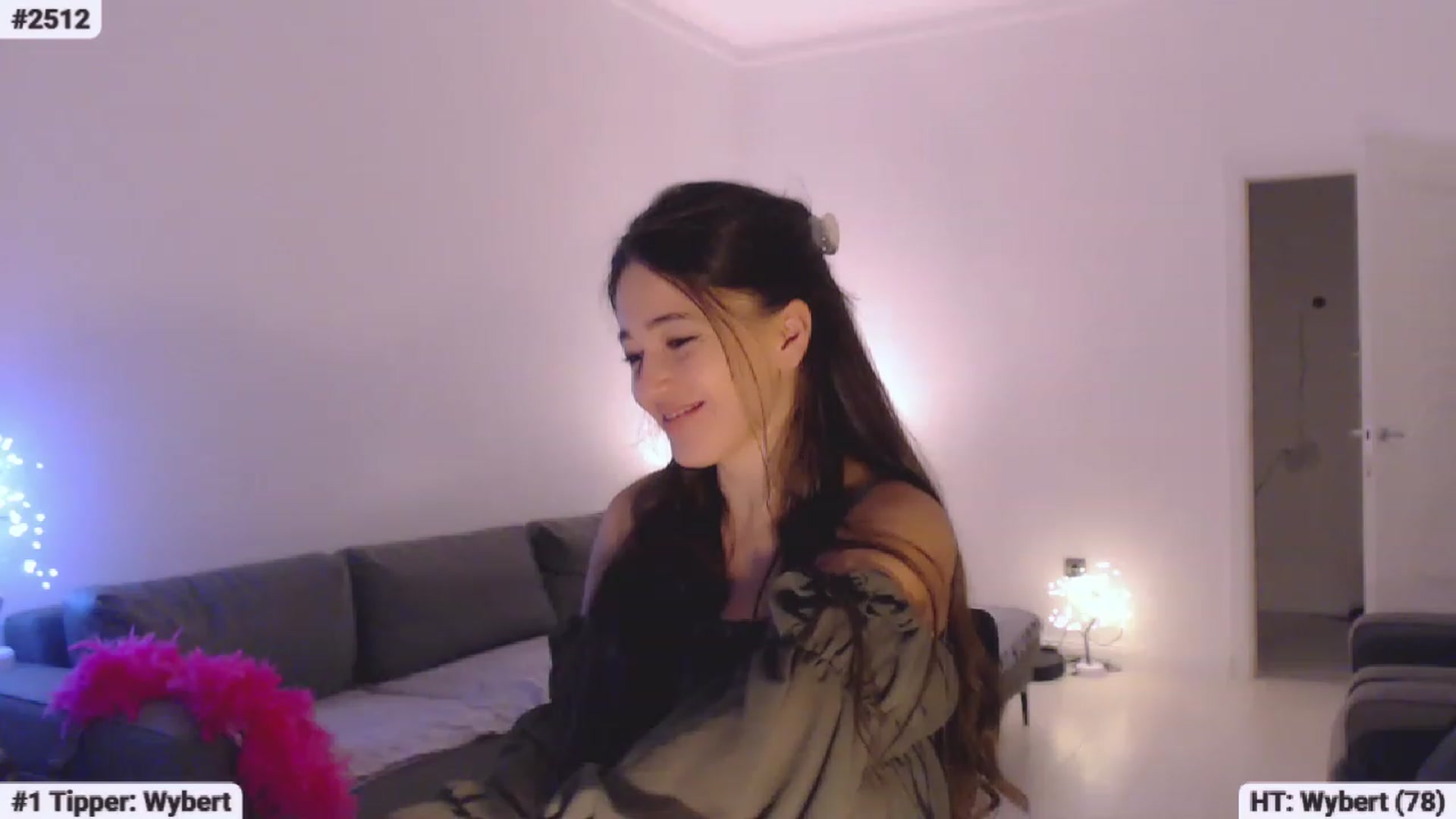 Gallery image thumbnail from Lucky_V's myfreecams stream on, 06/26/2023, 20:56 image 8 of 20