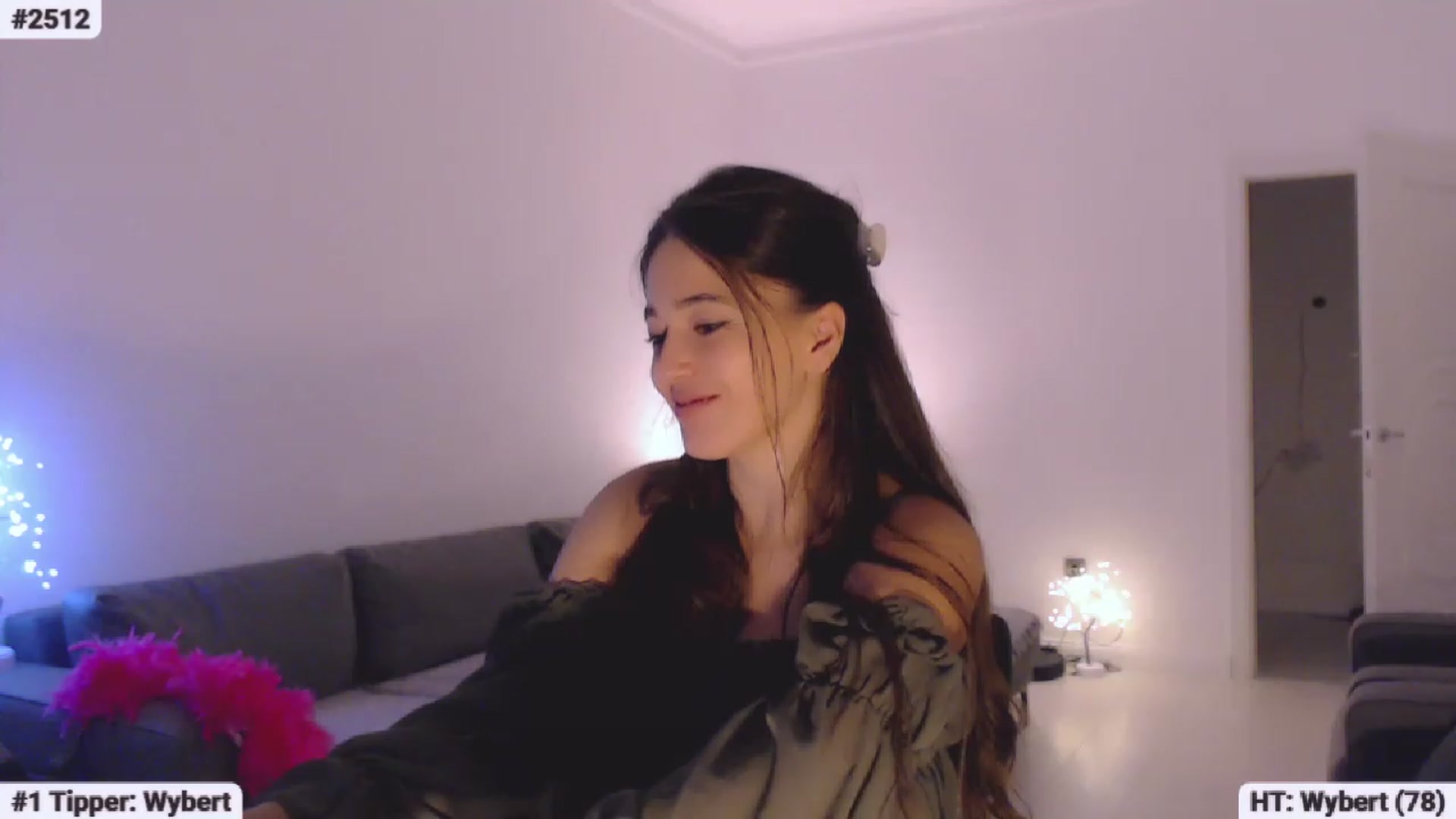 Gallery image thumbnail from Lucky_V's myfreecams stream on, 06/26/2023, 20:56 image 10 of 20