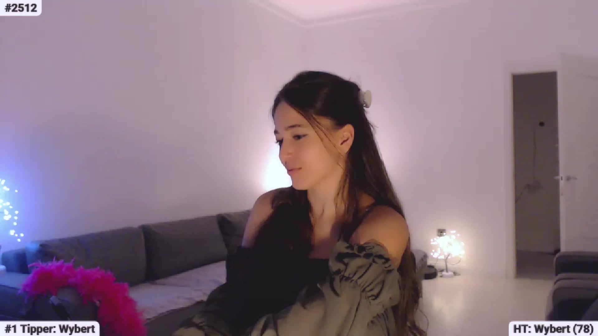 Gallery image thumbnail from Lucky_V's myfreecams stream on, 06/26/2023, 20:56 image 14 of 20