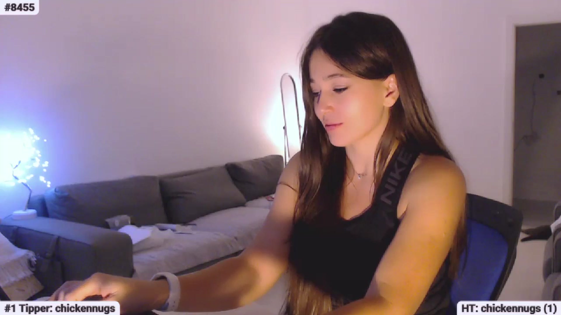 Gallery image thumbnail from Lucky_V's myfreecams stream on, 07/12/2023, 20:57 image 3 of 20