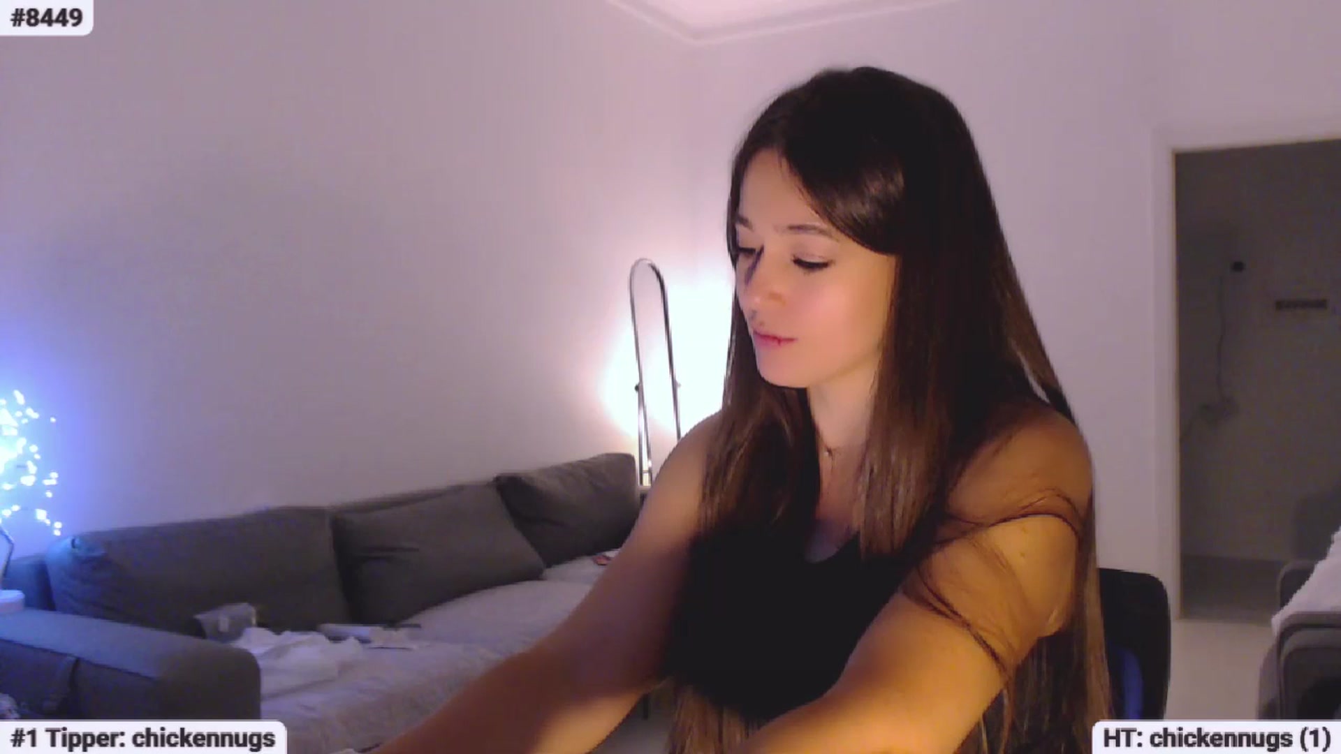 Gallery image thumbnail from Lucky_V's myfreecams stream on, 07/12/2023, 20:57 image 16 of 20