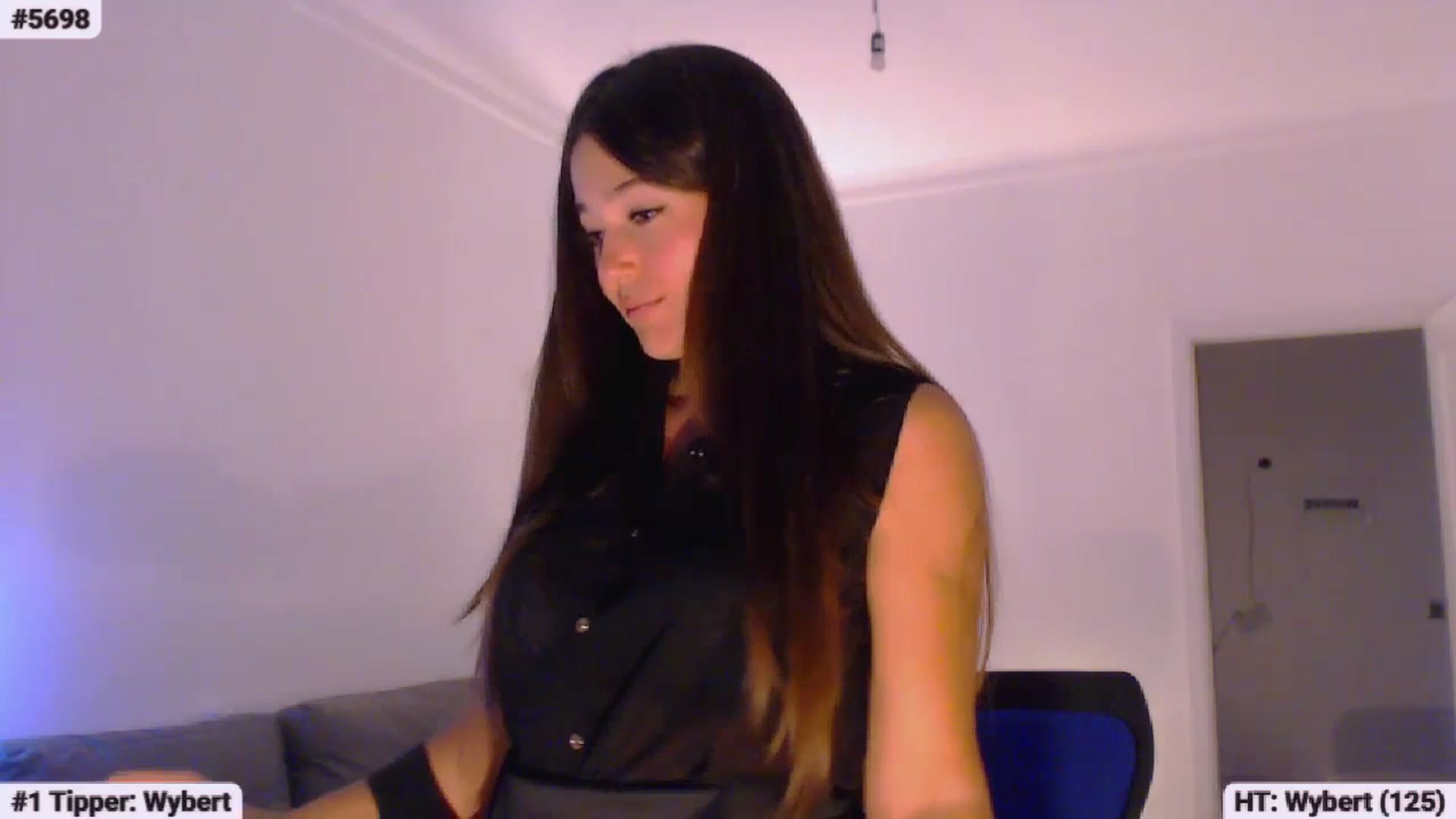 Gallery image thumbnail from Lucky_V's myfreecams stream on, 07/16/2023, 02:04 image 7 of 20