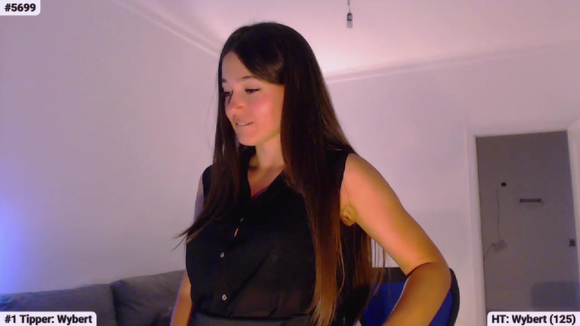 Gallery image thumbnail from Lucky_V's myfreecams stream on, 07/16/2023, 02:04 image 11 of 20