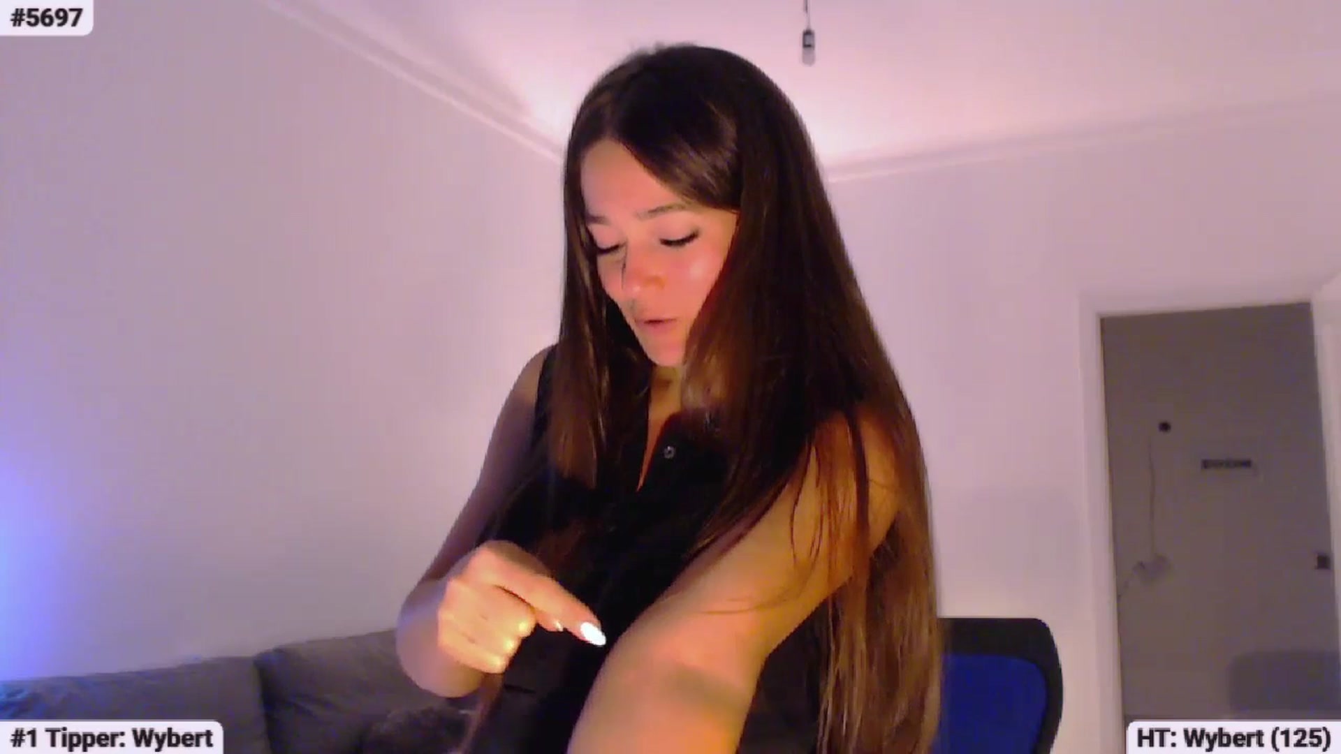 Gallery image thumbnail from Lucky_V's myfreecams stream on, 07/16/2023, 02:04 image 4 of 20