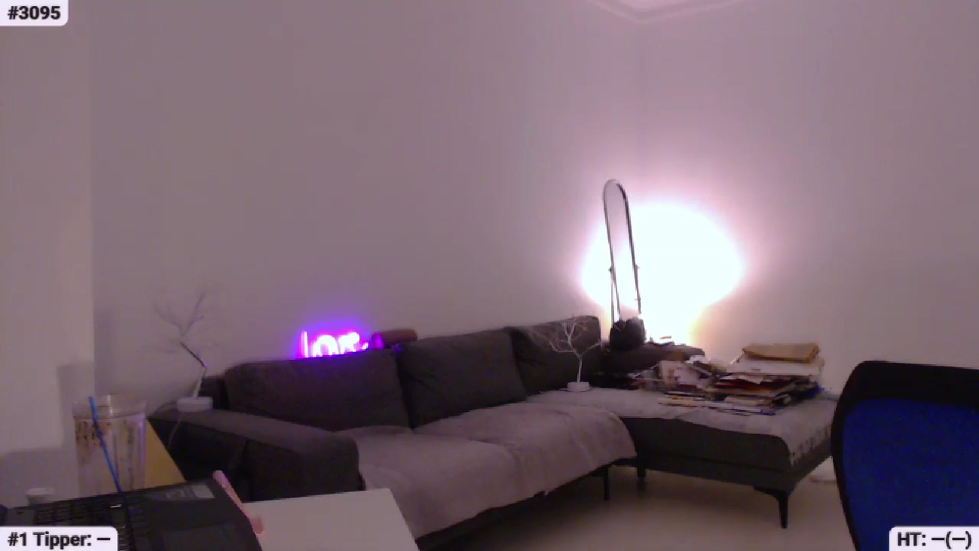 Gallery image thumbnail from Lucky_V's myfreecams stream on, 07/23/2023, 20:45 image 13 of 20