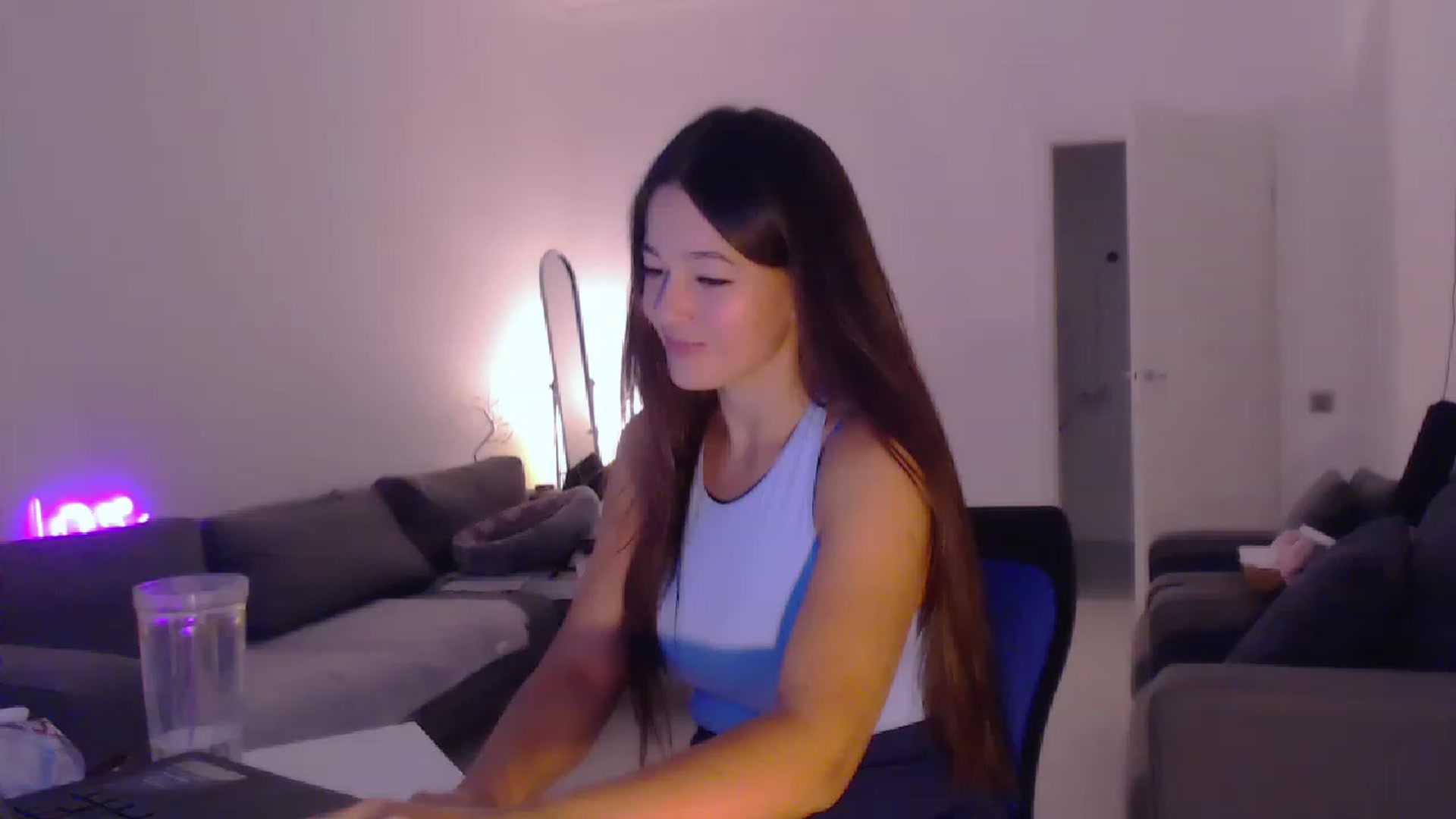 Gallery image thumbnail from Lucky_V's myfreecams stream on, 07/30/2023, 02:35 image 15 of 20