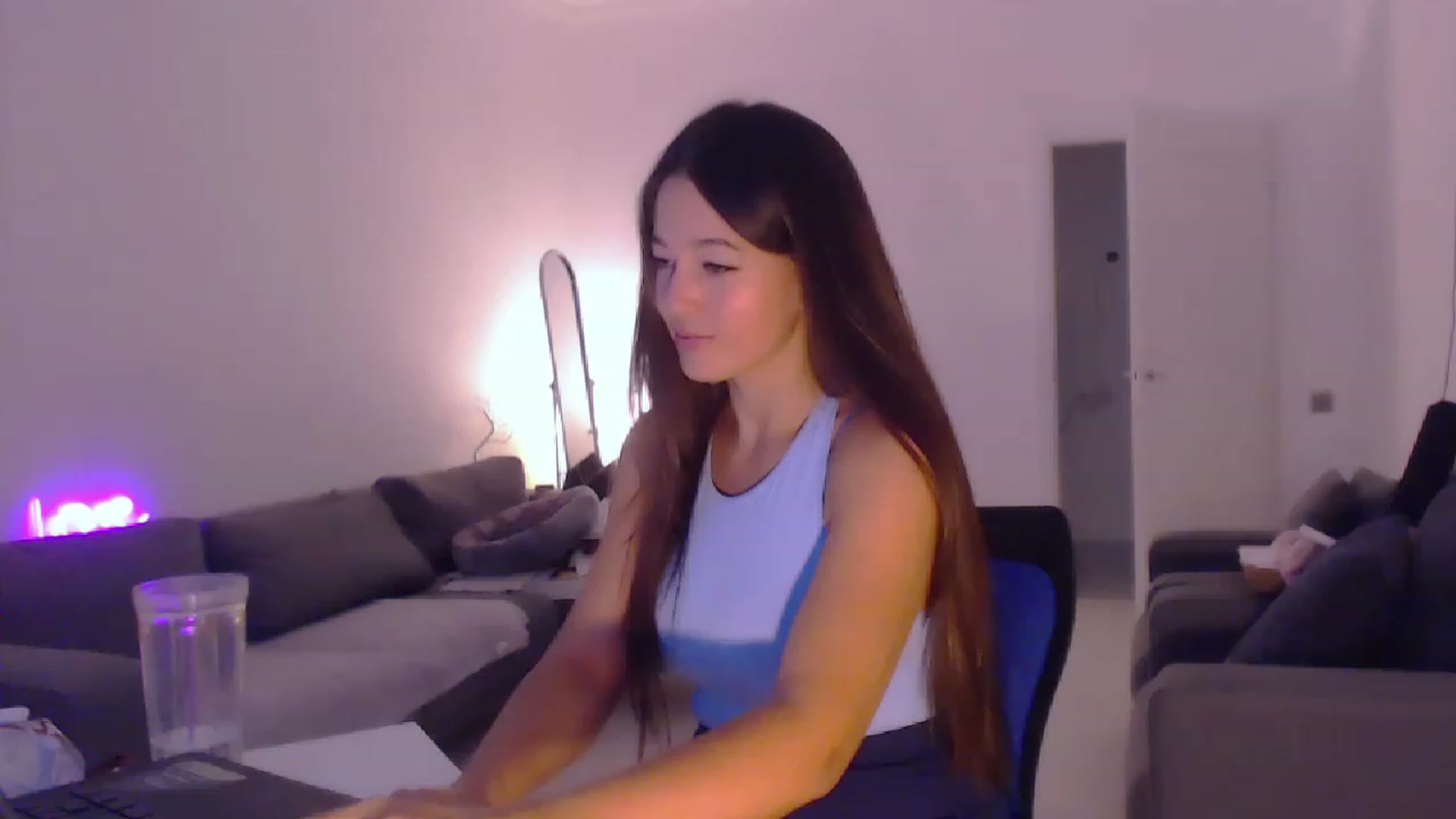 Gallery image thumbnail from Lucky_V's myfreecams stream on, 07/30/2023, 02:35 image 16 of 20