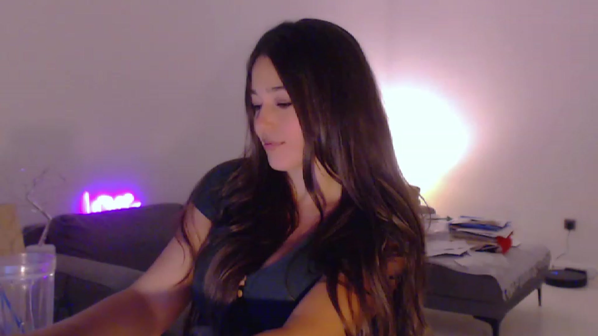 Gallery image thumbnail from Lucky_V's myfreecams stream on, 08/18/2023, 22:51 image 4 of 20