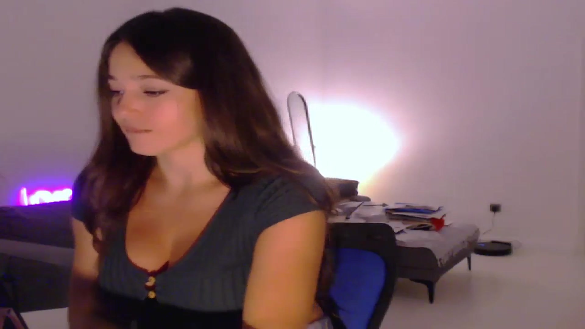 Gallery image thumbnail from Lucky_V's myfreecams stream on, 08/19/2023, 01:41 image 11 of 20