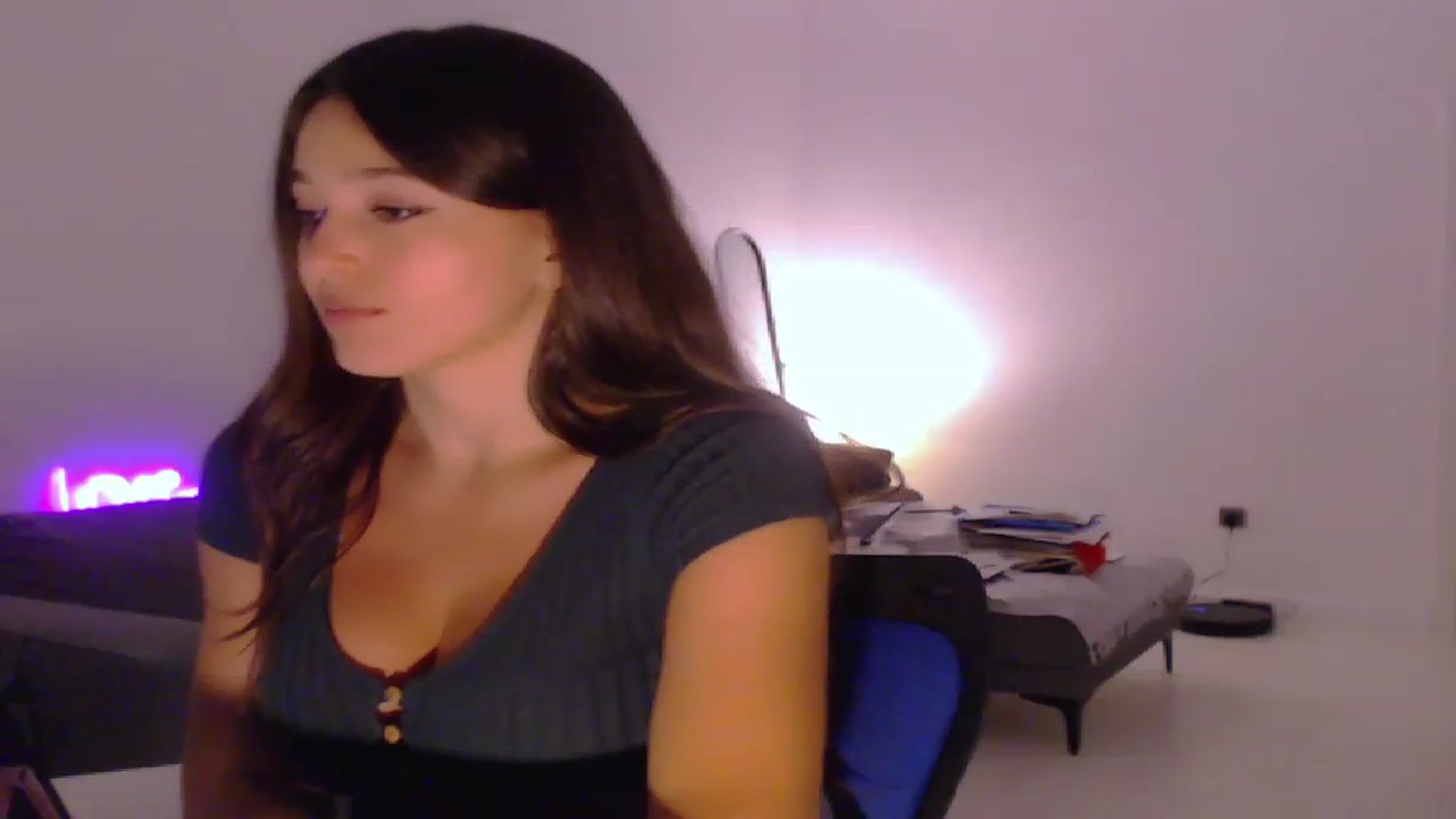Gallery image thumbnail from Lucky_V's myfreecams stream on, 08/19/2023, 01:41 image 10 of 20