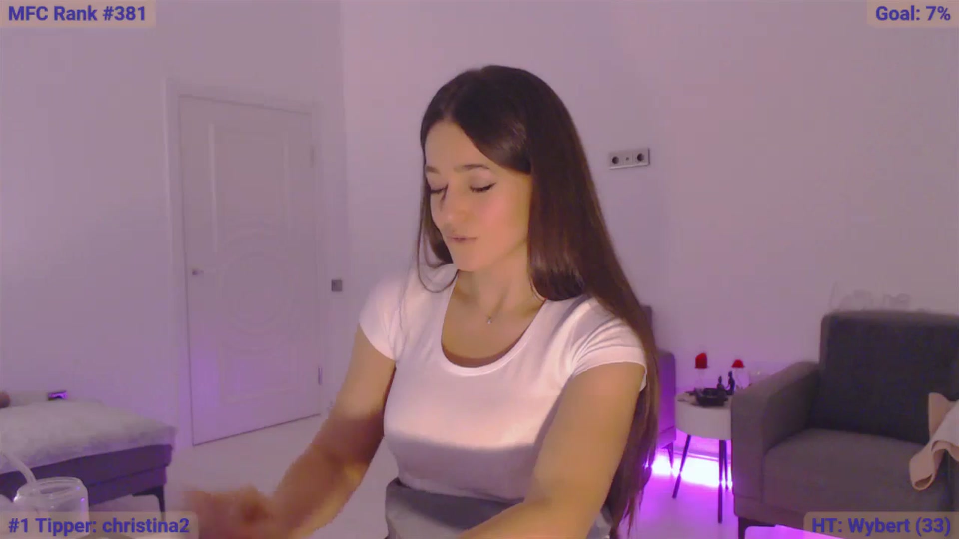Gallery image thumbnail from Lucky_V's myfreecams stream on, 01/02/2024, 23:38 image 4 of 20