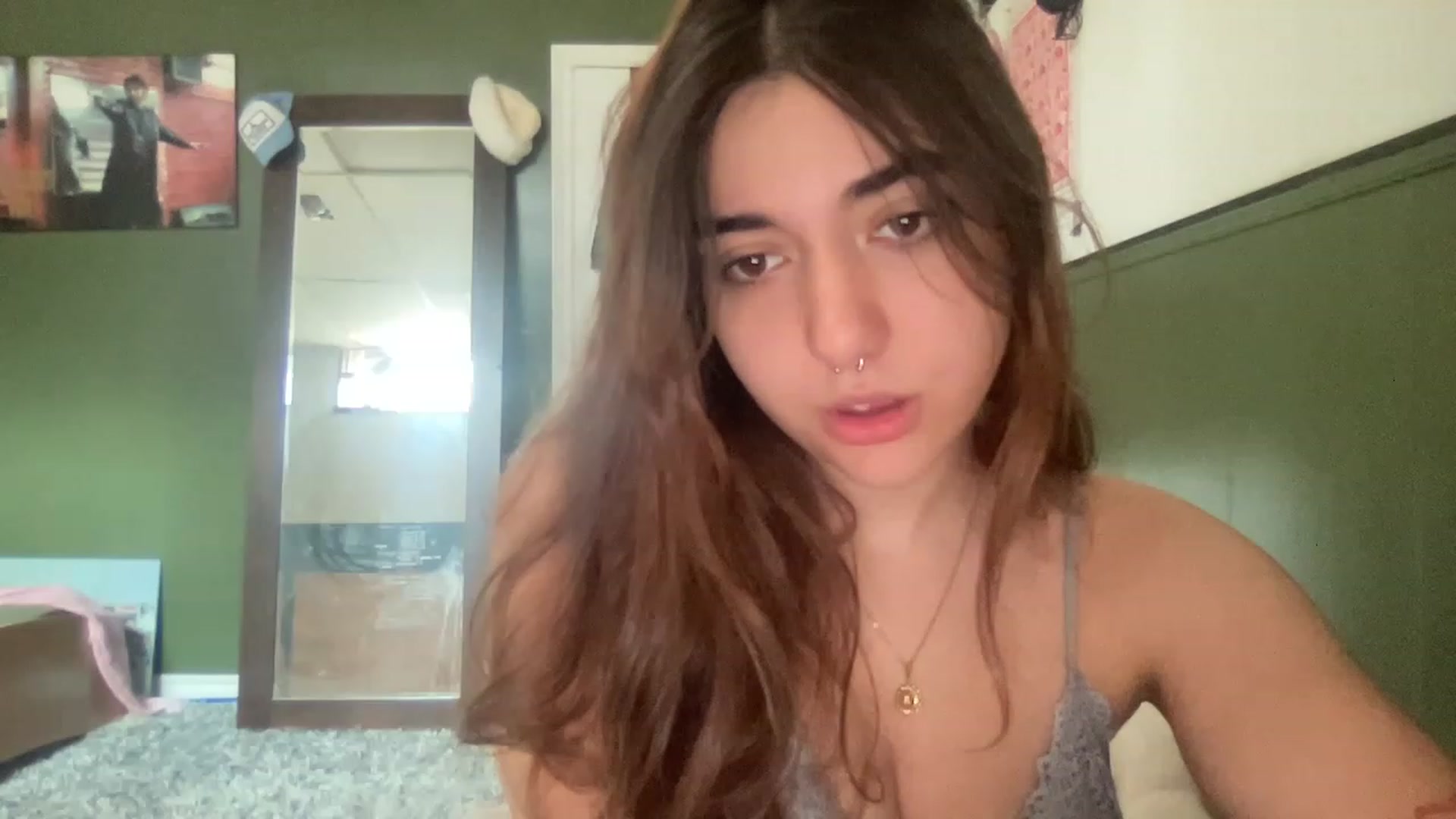 Gallery image thumbnail from Luckylibra555's myfreecams stream on, 06/16/2023, 20:06 image 15 of 20