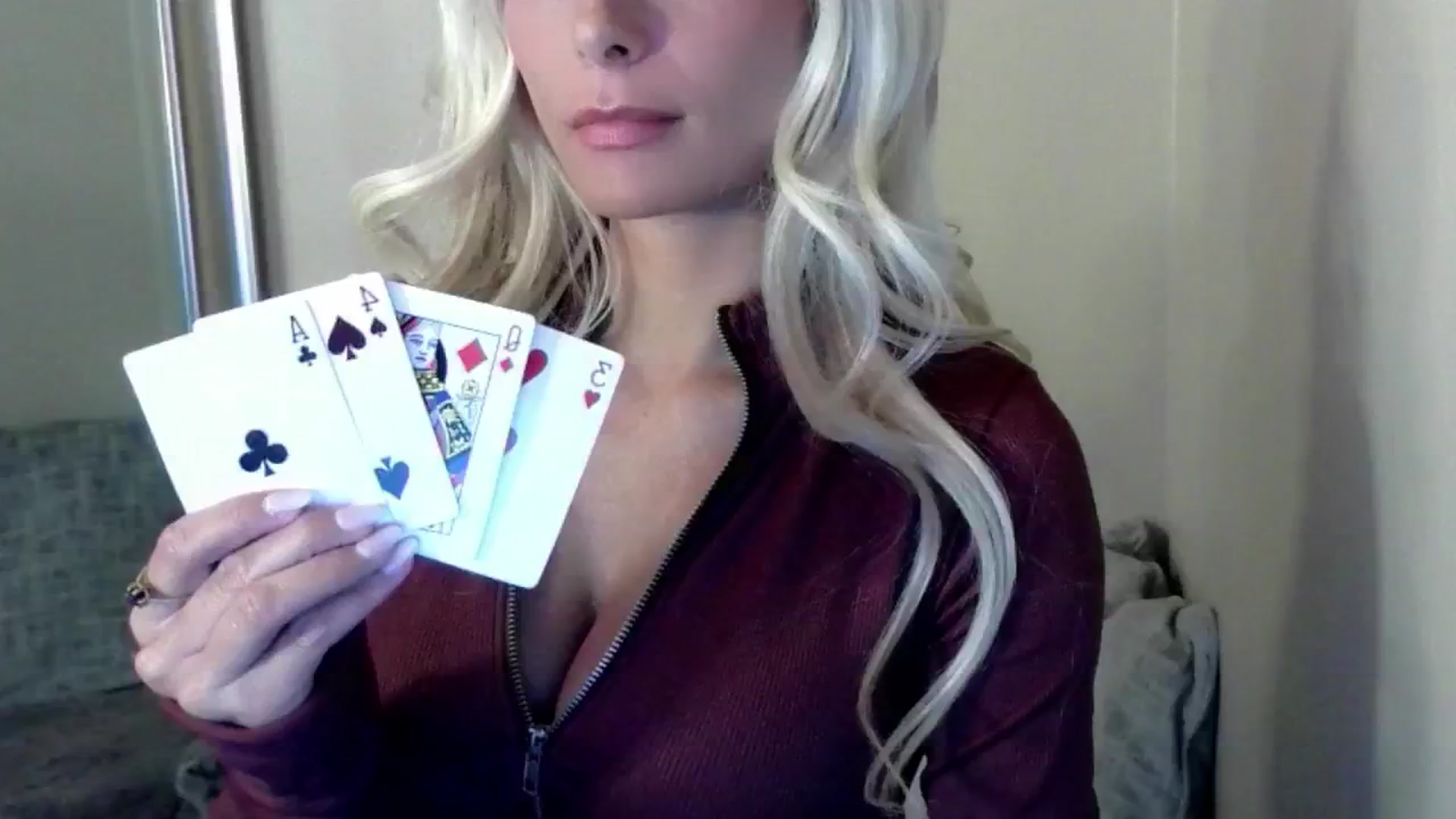 Gallery image thumbnail from LuckyyXx's myfreecams stream on, 10/08/2024, 13:02 image 7 of 20