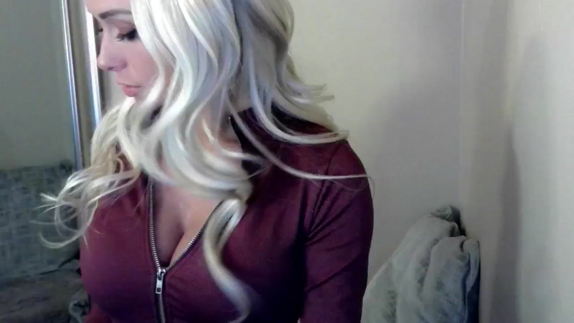 Gallery image thumbnail from LuckyyXx's myfreecams stream on, 10/08/2024, 13:02 image 10 of 20