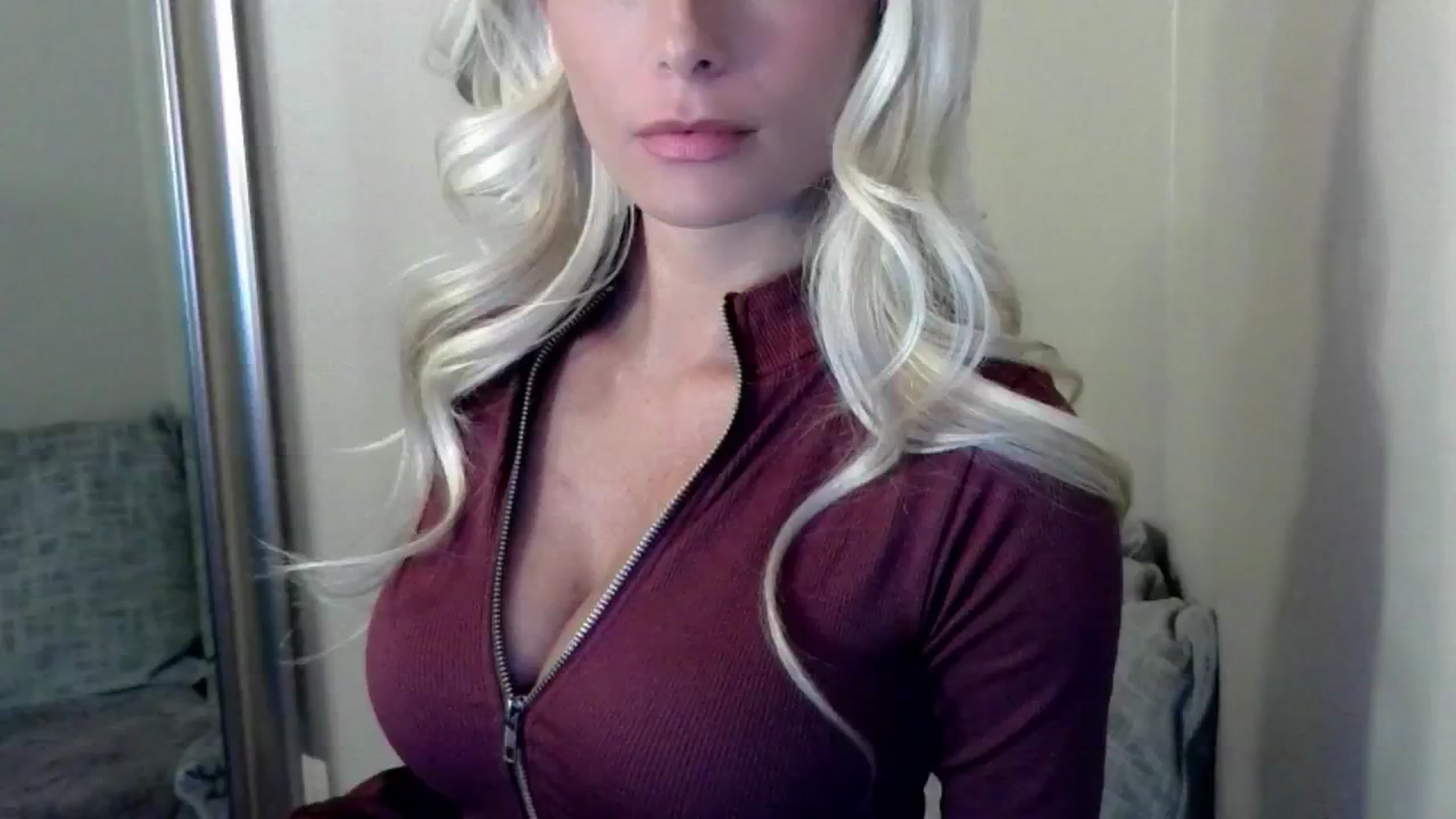 Gallery image thumbnail from LuckyyXx's myfreecams stream on, 10/08/2024, 13:02 image 3 of 20