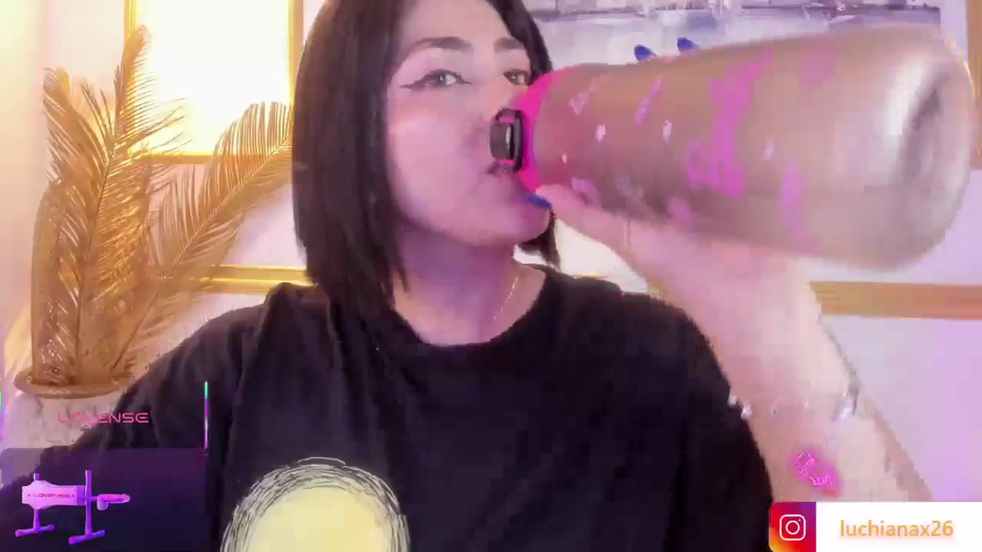 Gallery image thumbnail from Lucy26_'s myfreecams stream on, 05/28/2025, 09:51 image 20 of 20