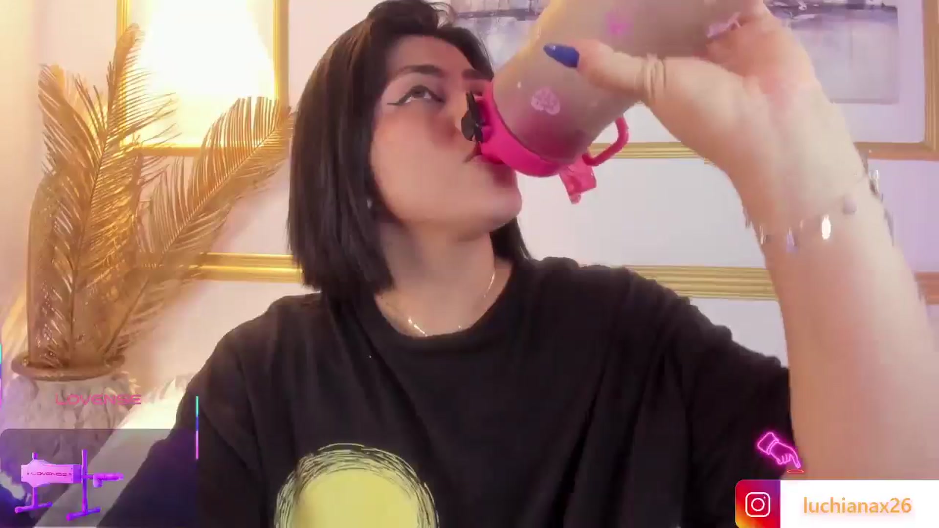 Gallery image thumbnail from Lucy26_'s myfreecams stream on, 05/28/2025, 10:14 image 5 of 20