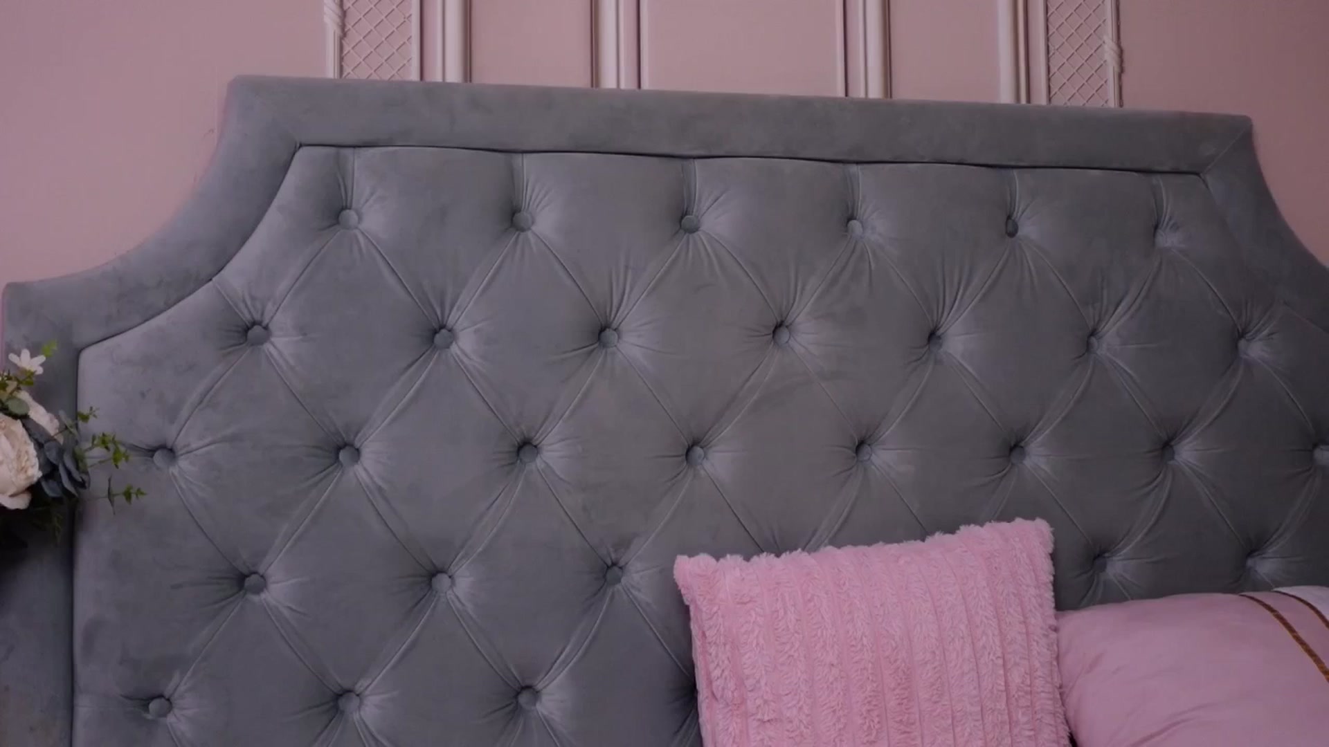 Gallery image thumbnail from LucyAddison's myfreecams stream on, 03/24/2026, 12:36 image 1 of 20