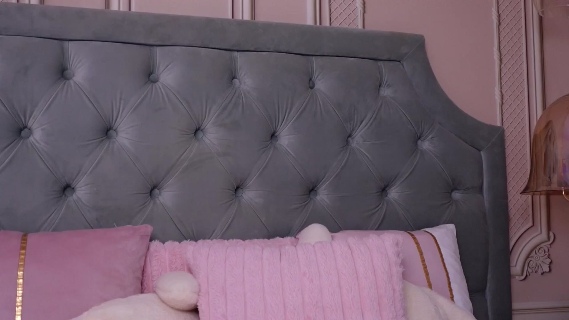 Gallery image thumbnail from LucyAddison's myfreecams stream on, 03/24/2026, 12:36 image 2 of 20
