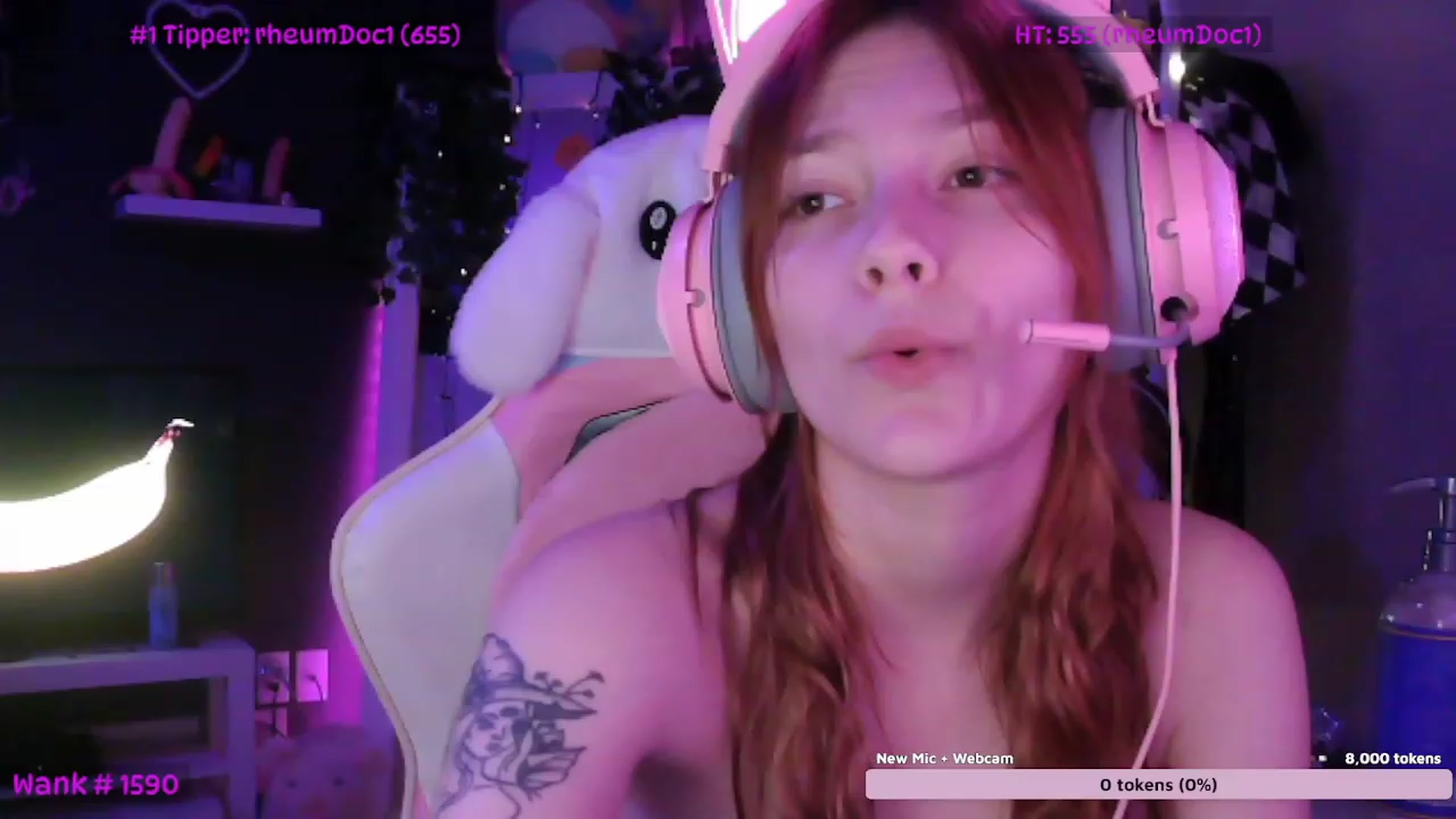 Gallery image thumbnail from LucyAmatura's myfreecams stream on, 11/16/2022, 08:09 image 16 of 20