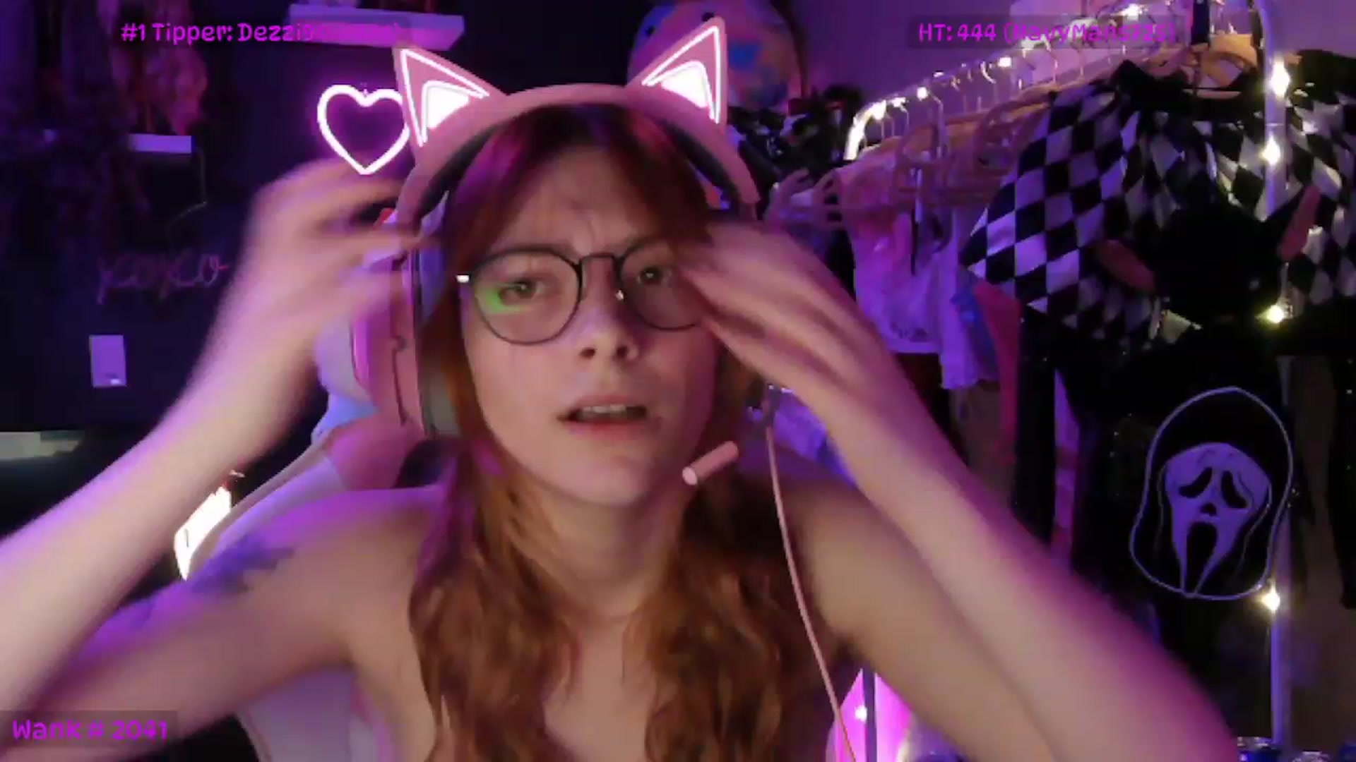 Gallery image thumbnail from LucyAmatura's myfreecams stream on, 11/26/2022, 07:57 image 20 of 20