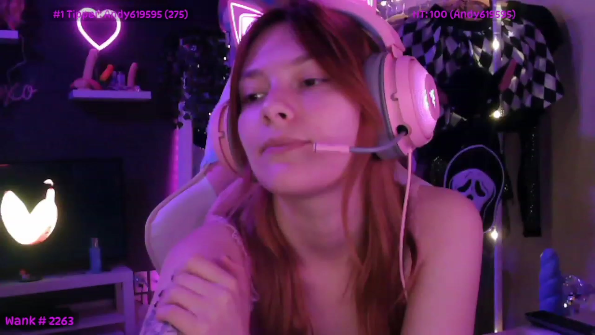 Gallery image thumbnail from LucyAmatura's myfreecams stream on, 11/29/2022, 06:21 image 8 of 20