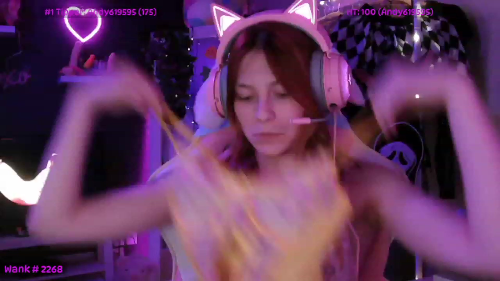 Gallery image thumbnail from LucyAmatura's myfreecams stream on, 11/29/2022, 06:21 image 2 of 20